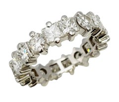 Alternating Princess and Round Cut Diamond Eternity Band Ring in Platinum 5.75