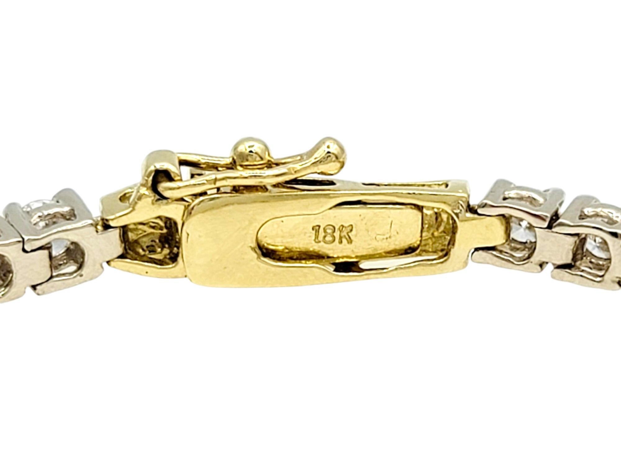 Bracciale con diamanti rotondi alternati e X allungata A Link in oro giallo 18 carati in vendita 1
