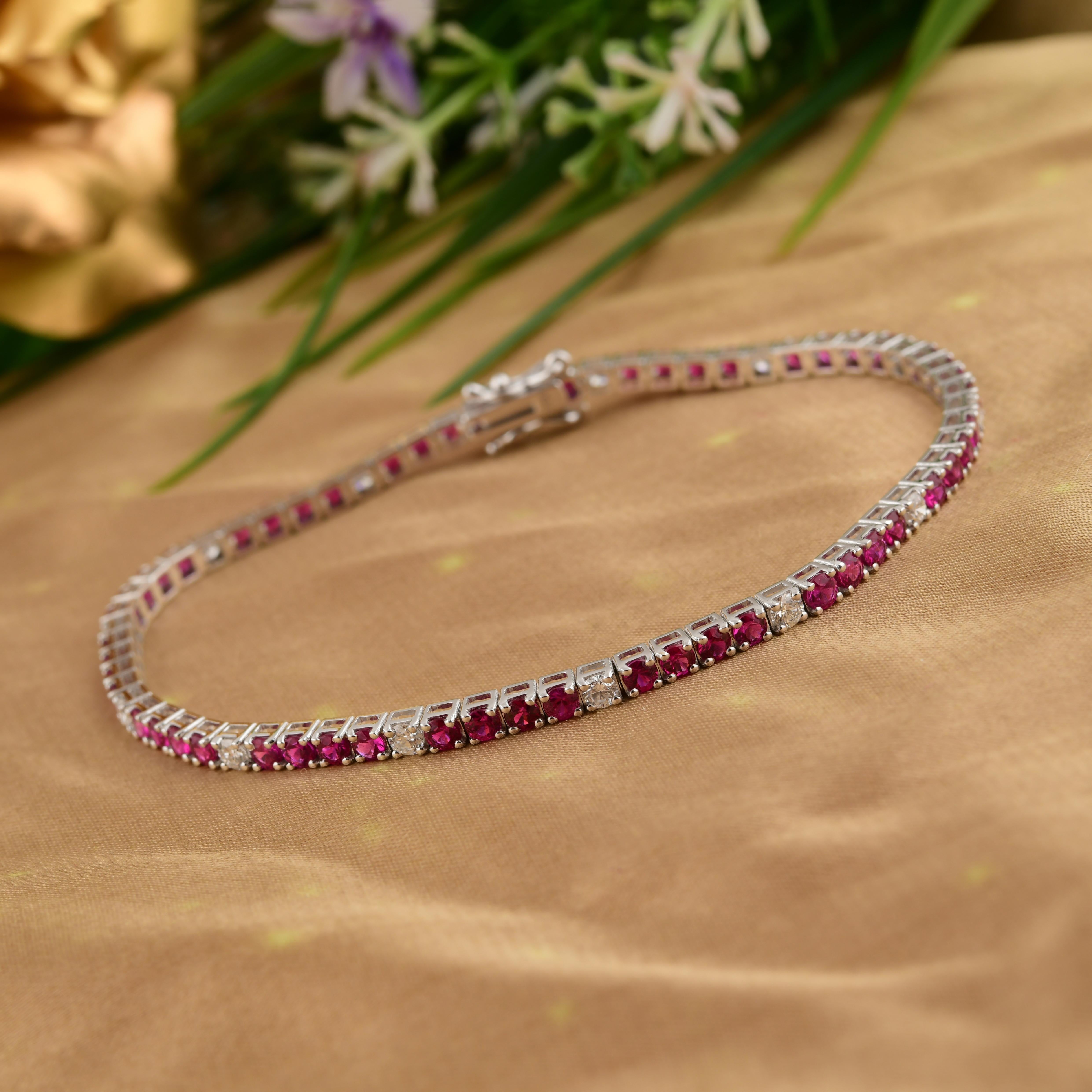 Alternative 3,81cts Rubin Diamant Sleek Armband 18k Solid White Gold im Zustand „Neu“ im Angebot in Diera, Dubai