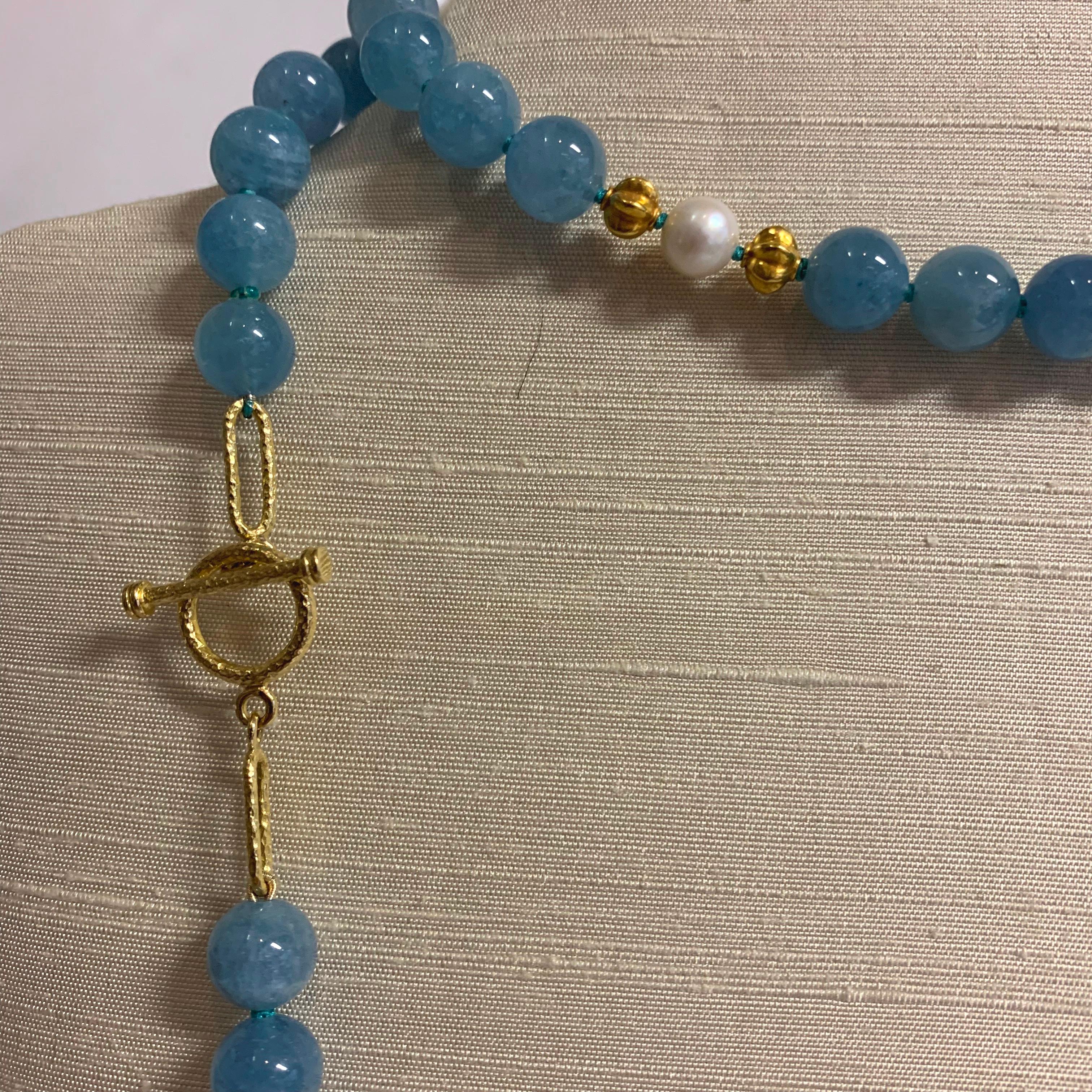 Altfield Halskette aus Aquamarin, Perle und Gold (Zeitgenössisch) im Angebot
