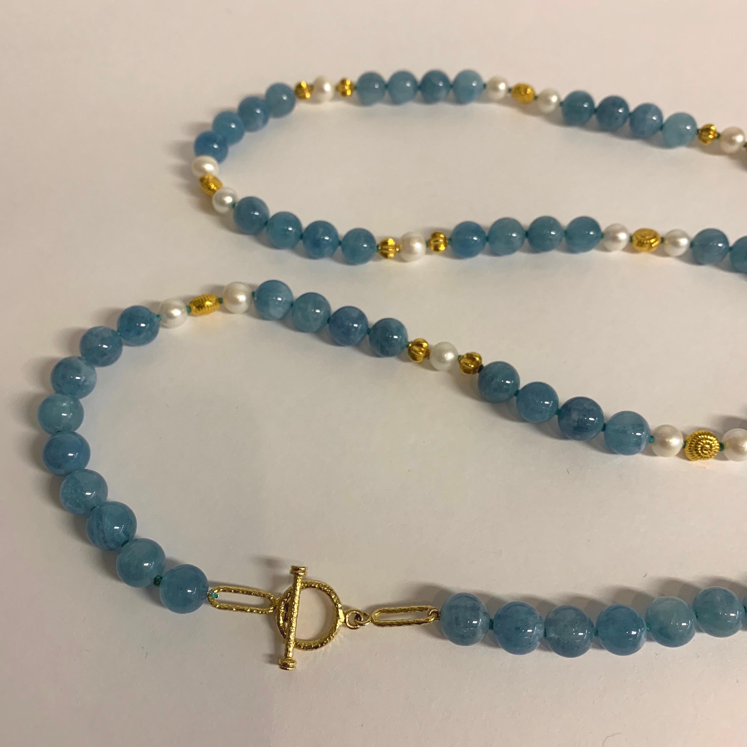 Contemporary Altfield Aquamarine, Pearl and Gold Necklace For Sale