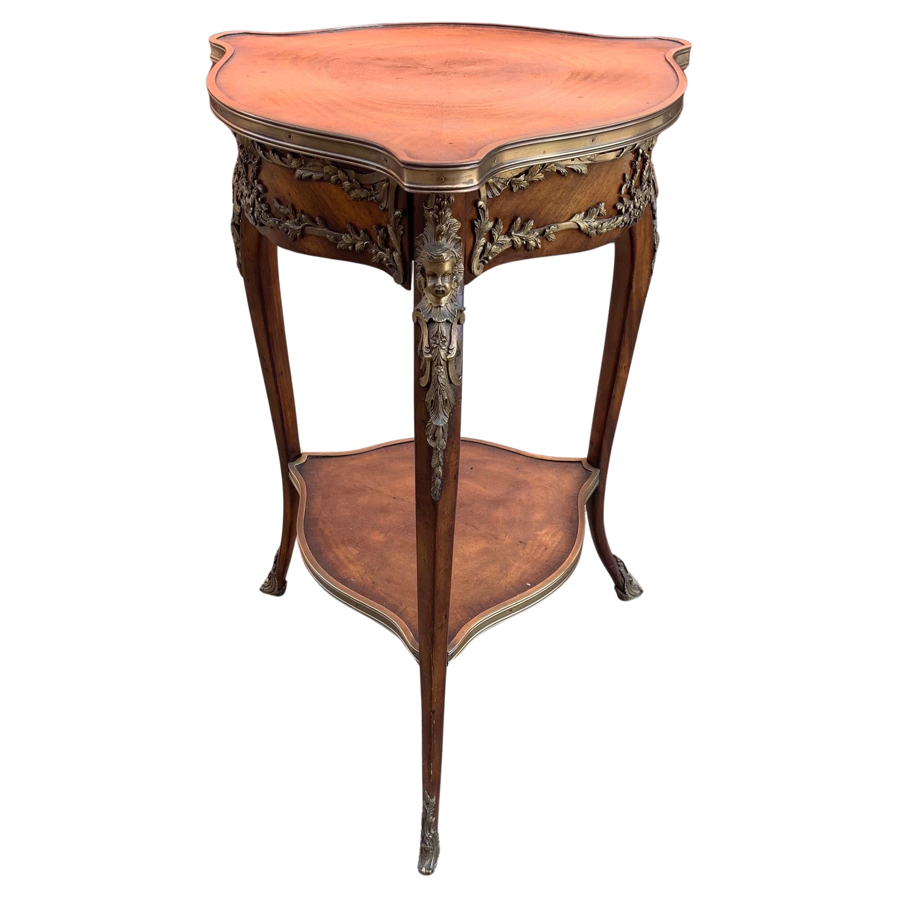 Althorp Triangular AL50065 Side Table, Signed