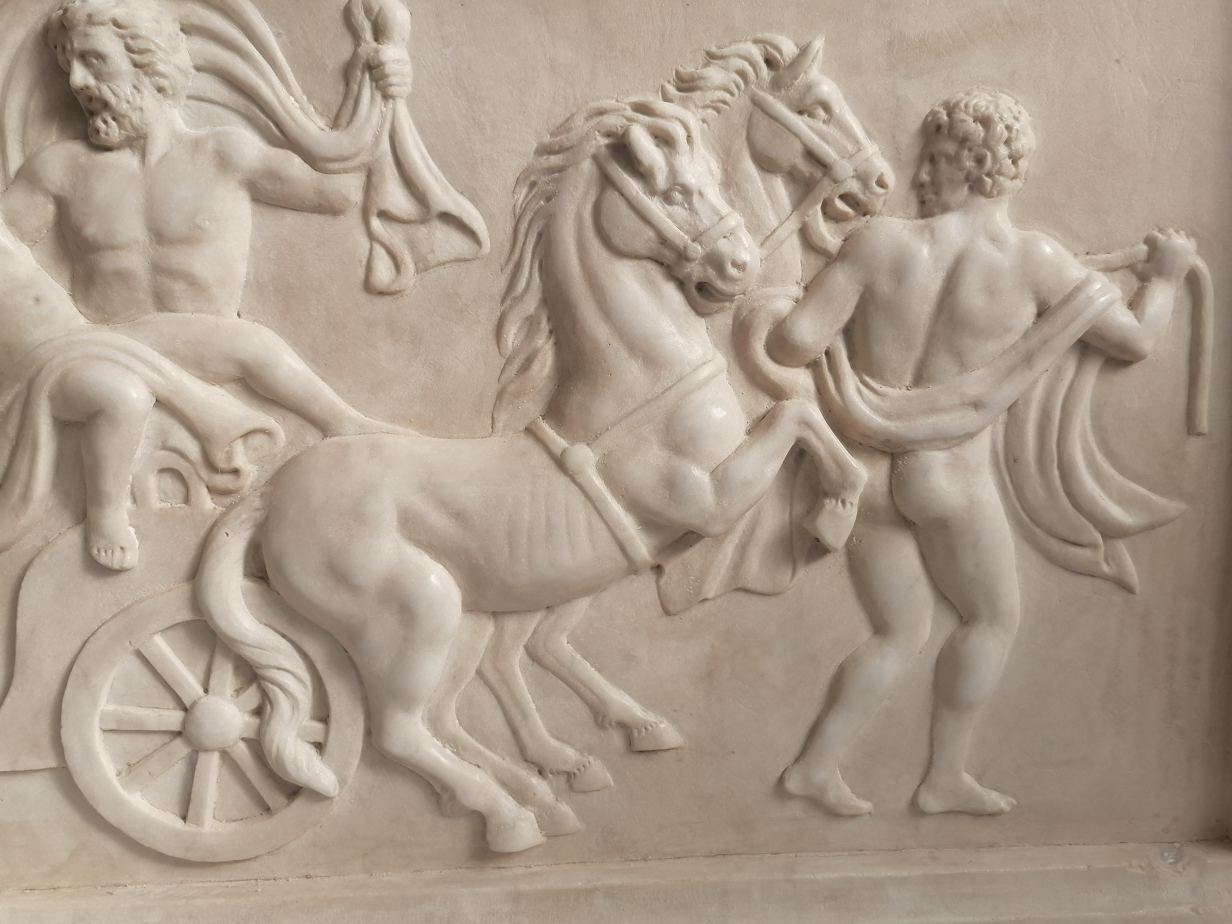 Romain classique Haut-relief en marbre - Viol de Proserpine - fabriqué en Italie en vente