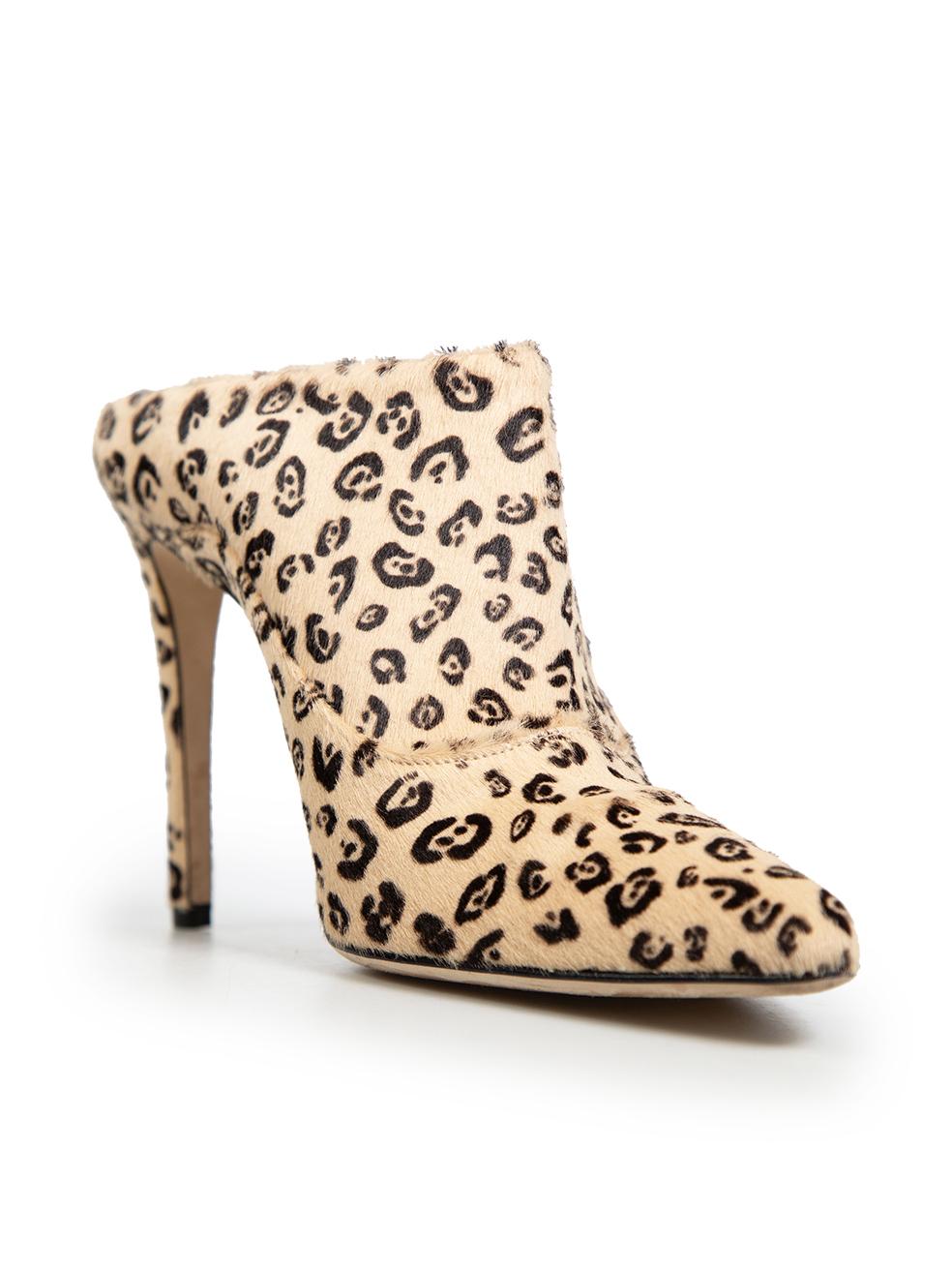 CONDITION is Very good. Hardly any visible wear to mules is evident on this used Altuzarra designer resale item. This item comes with an original dust bag and box.
 
 Details
 
 
 Beige
 
 Ponyhair
 
 Mules
 
 Pointed toe
 
 Leopard print
 
