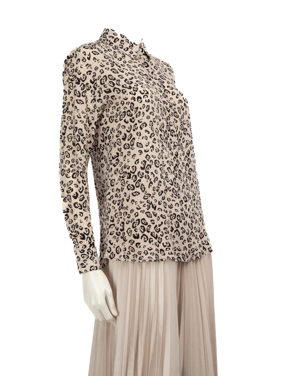 CONDITION is Very good. Minimal wear to the blouse is evident, there is a small mark near the front right underarm on this used Altuzarra designer resale item.
  
  
  
  Details
  
  
  Beige
  
  Silk
  
  Blouse
  
  Leopard print
  
  Long