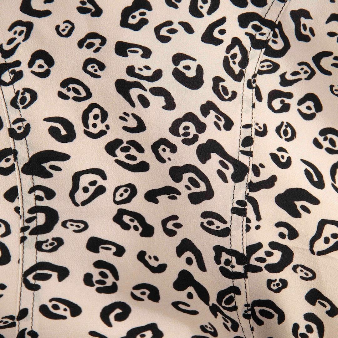 Women's Altuzarra Beige Silk Leopard Print Midi Skirt Size M For Sale