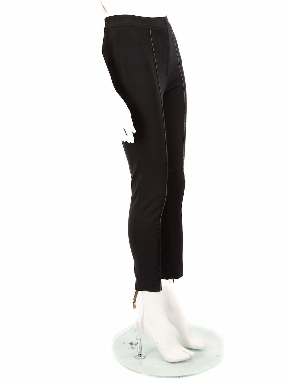 CONDITION is Verygood. Minimal wear to the trousers is evident. Minimal wear is seen below the waistline with some discolouration marks on this used Altuzarra designer resale item.
 
 
 
 Details
 
 
 Black
 
 Viscose
 
 Trousers
 
 Slim fit
 
