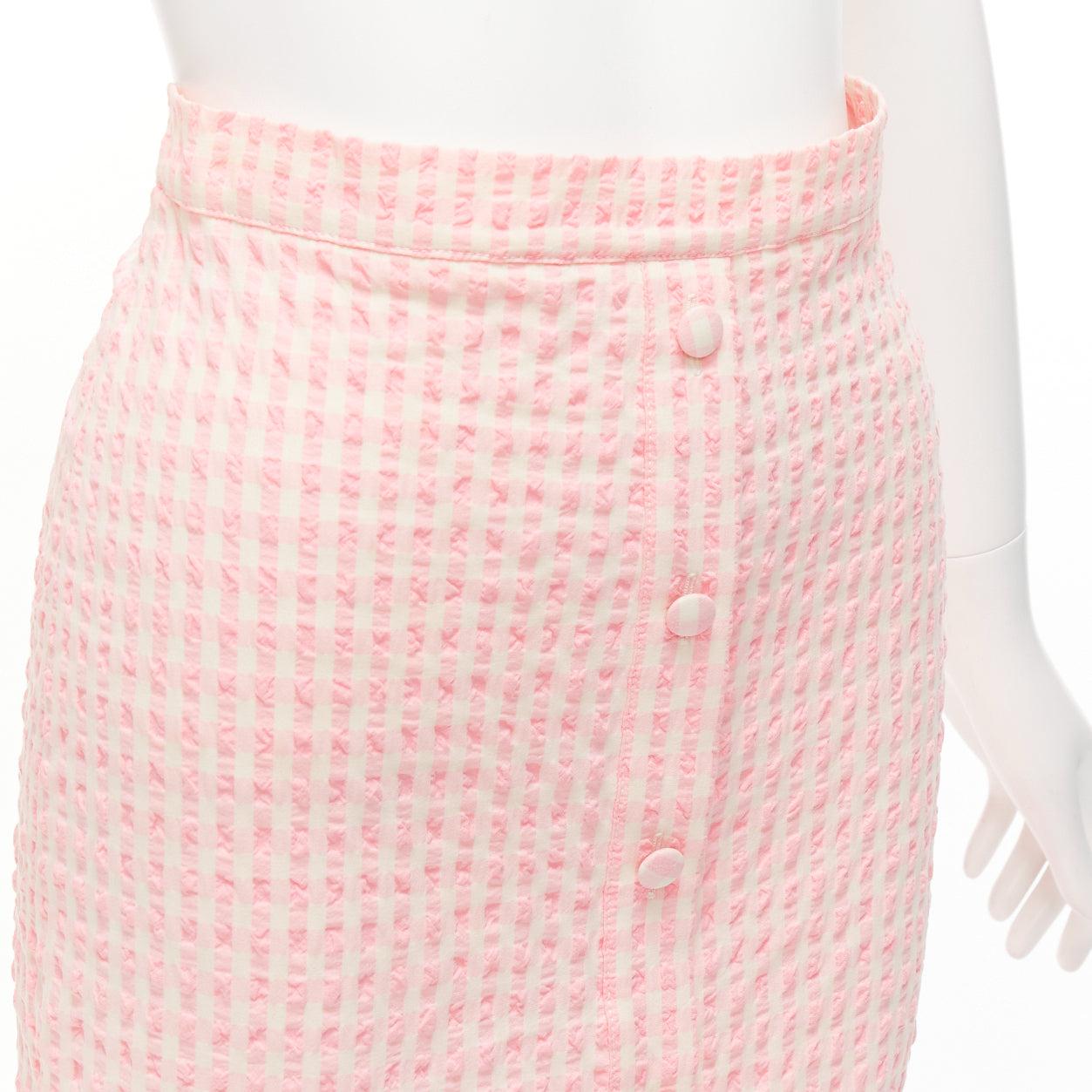 ALTUZARRA pink white gingham fabric button front midi pencil skirt FR36 S
Reference: LNKO/A02314
Brand: Altuzarra
Material: Cotton, Blend
Color: Pink, White
Pattern: Gingham
Closure: Zip
Extra Details: Side zip.
Made in: Italy

CONDITION:
Condition: