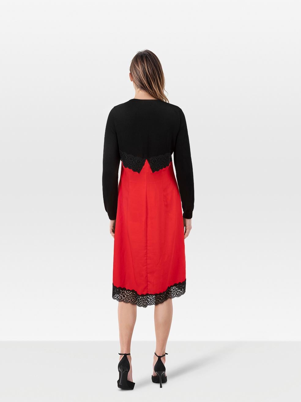 CONDITION is Very good. Minimal wear to dress is evident. Minimal wear to dress with a small mark found on the centre front right on this used Altuzarra designer resale item.
 
 Details
 
 
 Multicolour- Red and black
 
 Polyester
 
 Dress
 
 Midi
