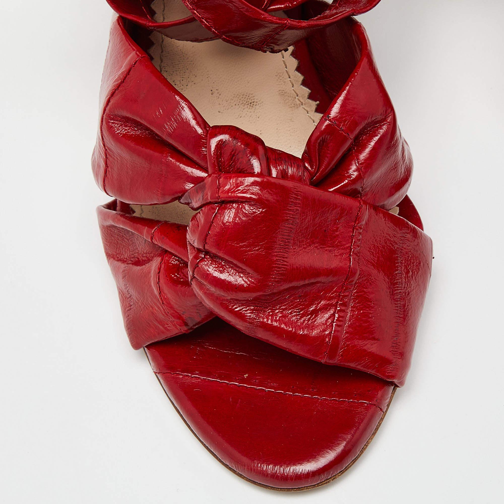 Altuzarra Red Eel Leather 'Zuni' Knotted Sandals Size 35 For Sale 1