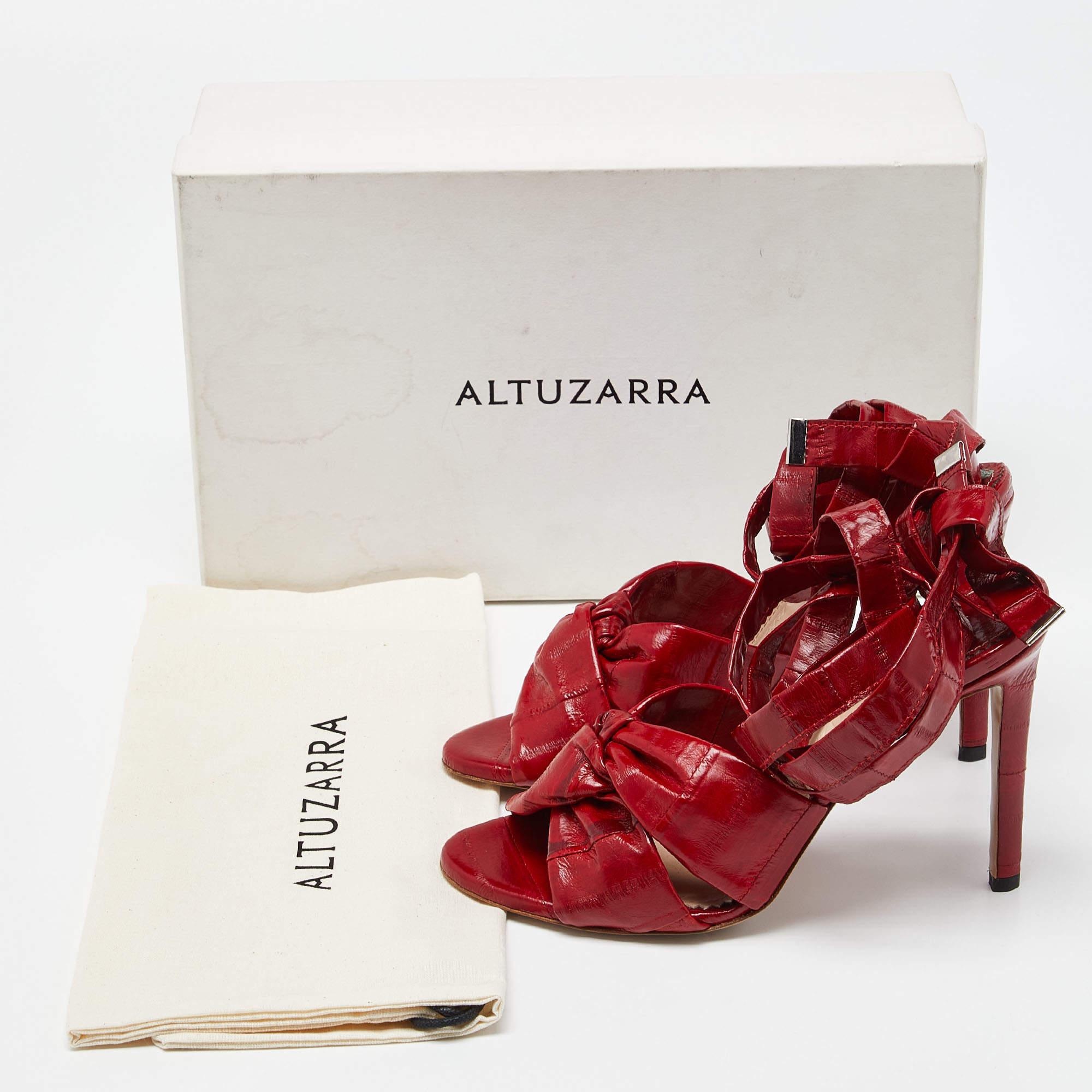 Altuzarra Red Eel Leather 'Zuni' Knotted Sandals Size 35 For Sale 5