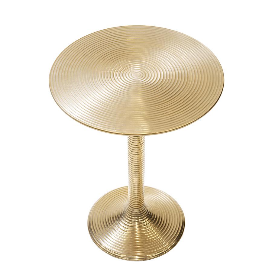 Side table Alu Gilt in gilded 
circled aluminium.
Also available in Alu Gilt Coffee Table.