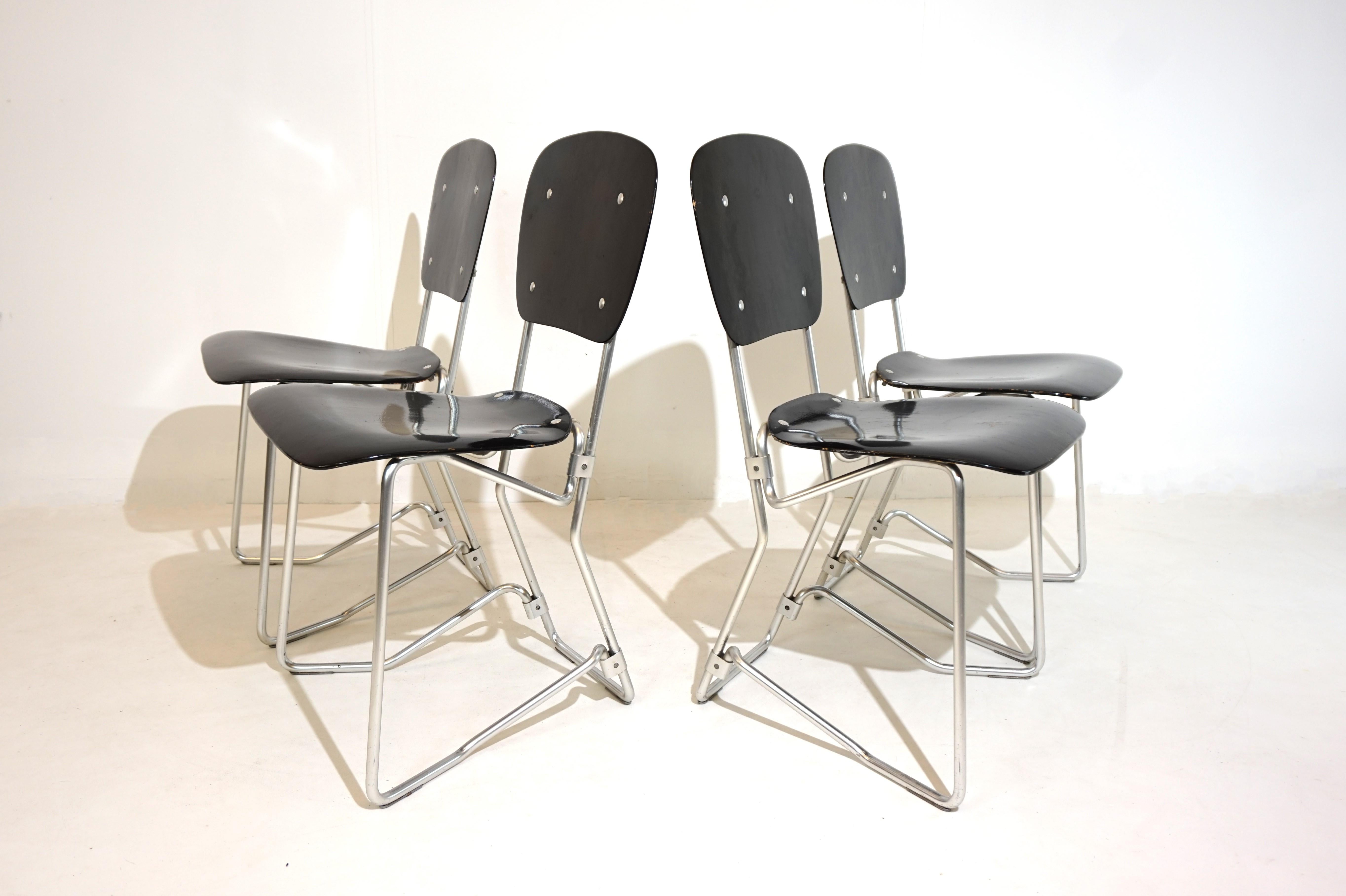 Aluflex set of 4 stacking chairs by Armin Wirth for Ph. Zieringer For Sale 1