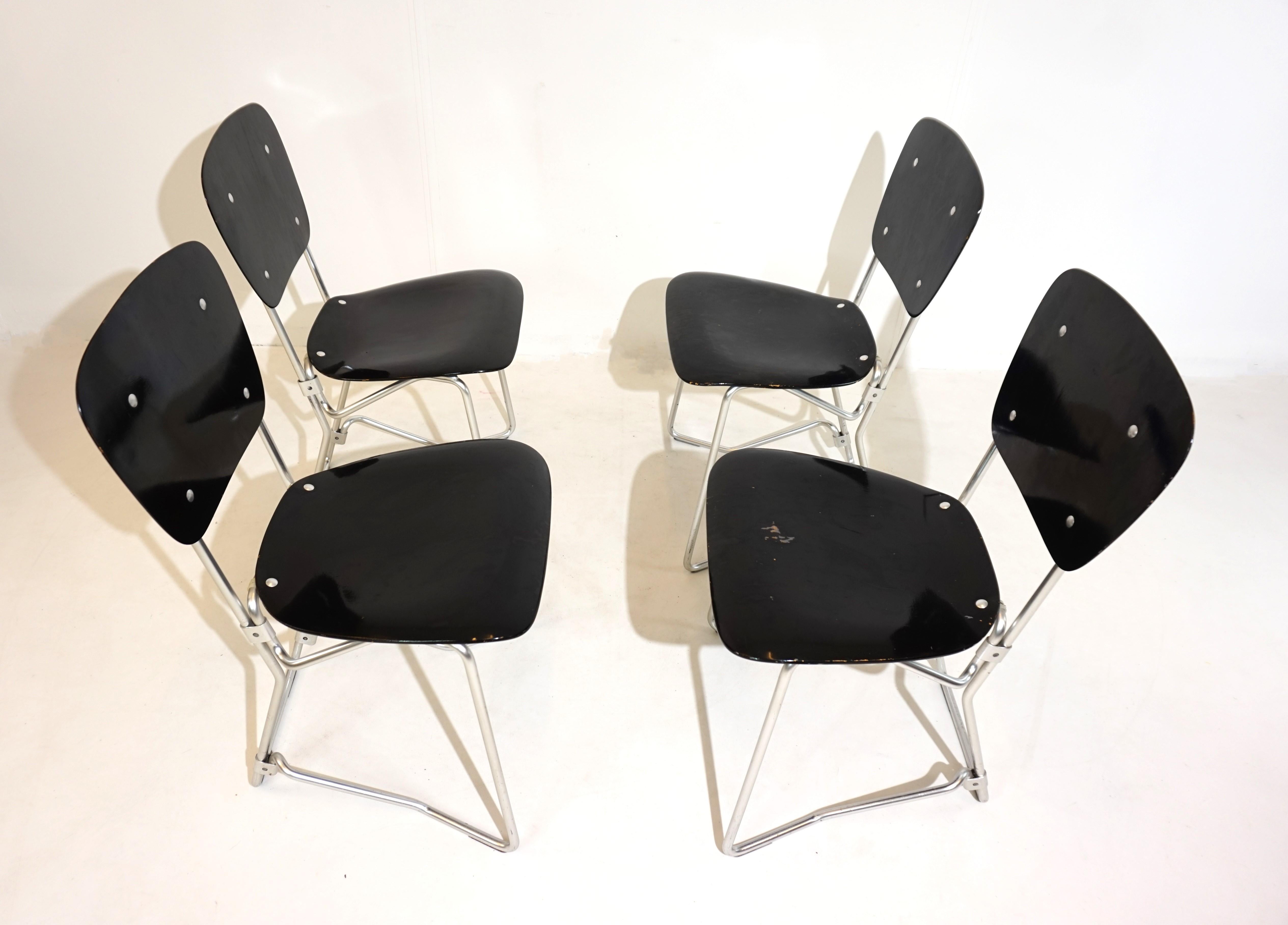 Mid-20th Century Aluflex set of 4 stacking chairs by Armin Wirth for Ph. Zieringer For Sale