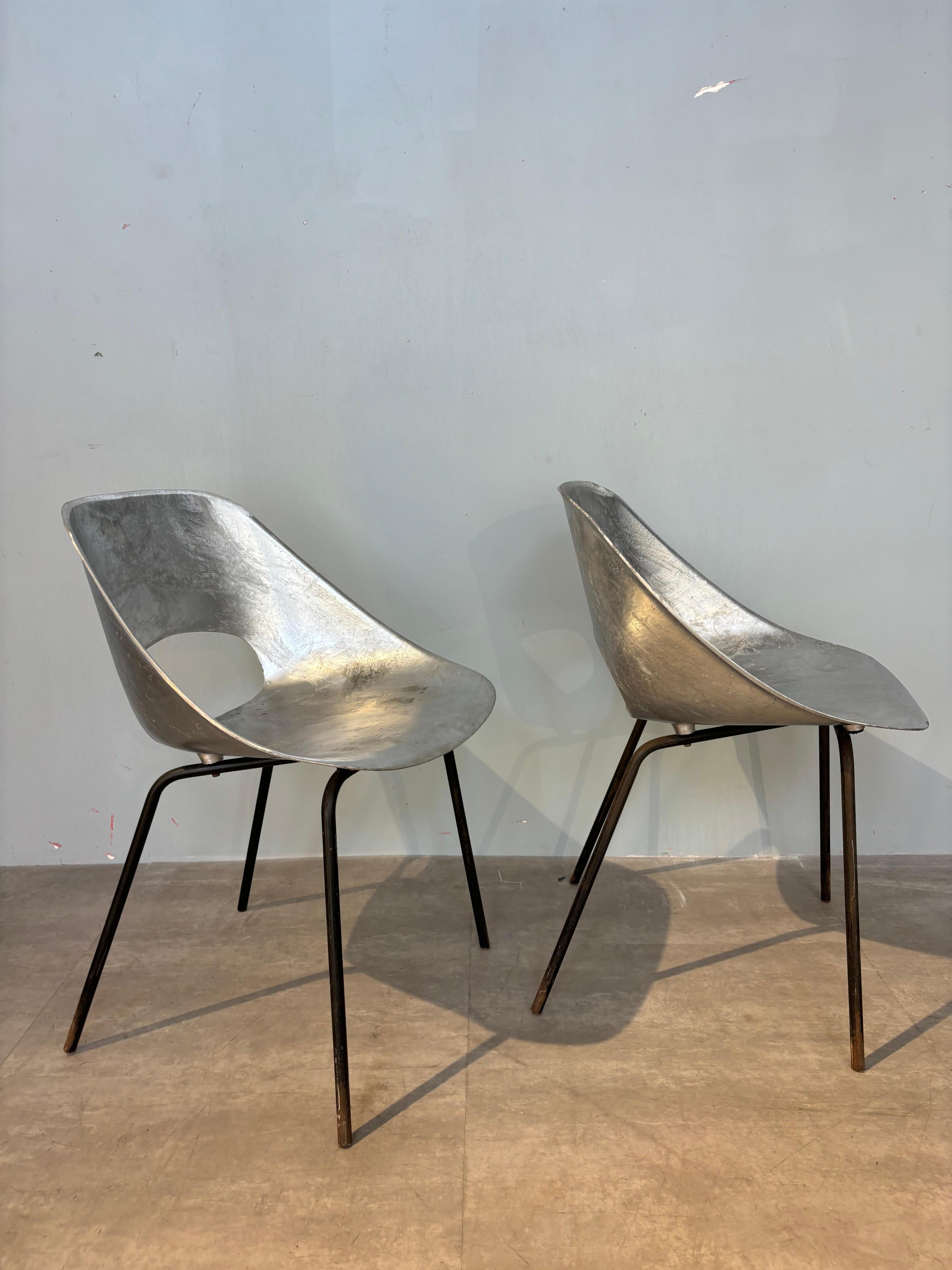 Sillas tulipán de aluminio de Pierre Guariche steiner édition en venta 5