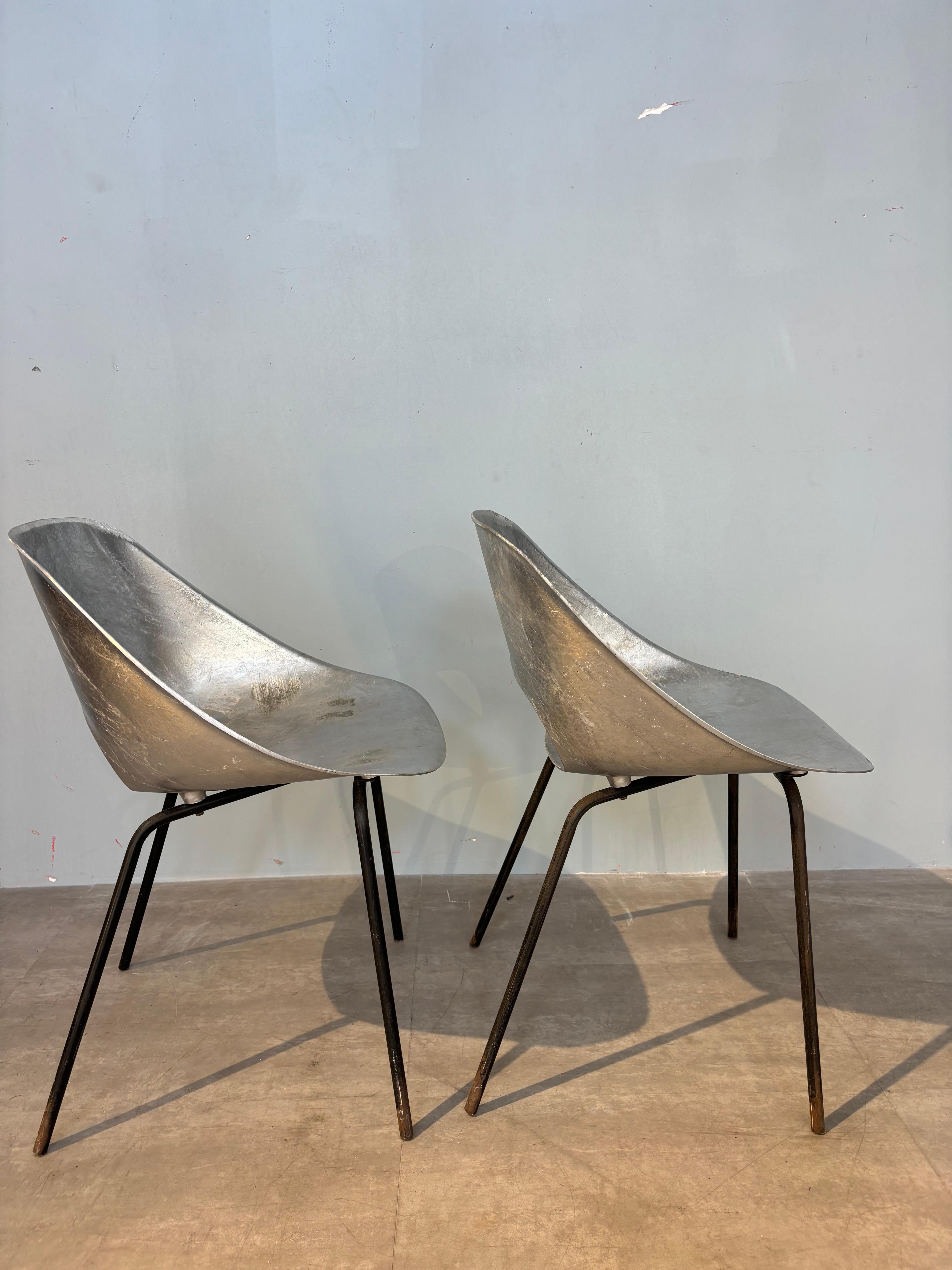 Sillas tulipán de aluminio de Pierre Guariche steiner édition en venta 6