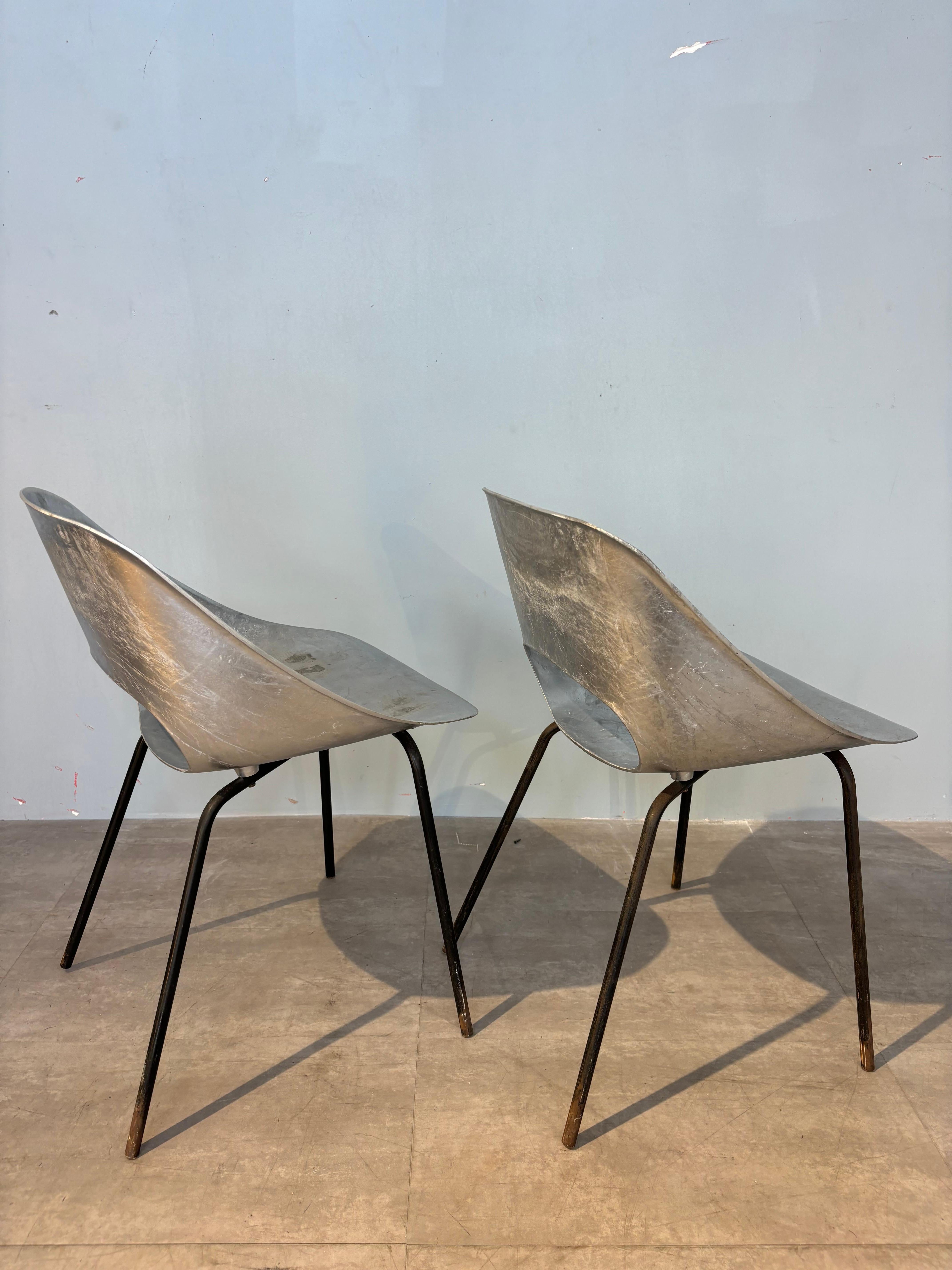 Sillas tulipán de aluminio de Pierre Guariche steiner édition en venta 7