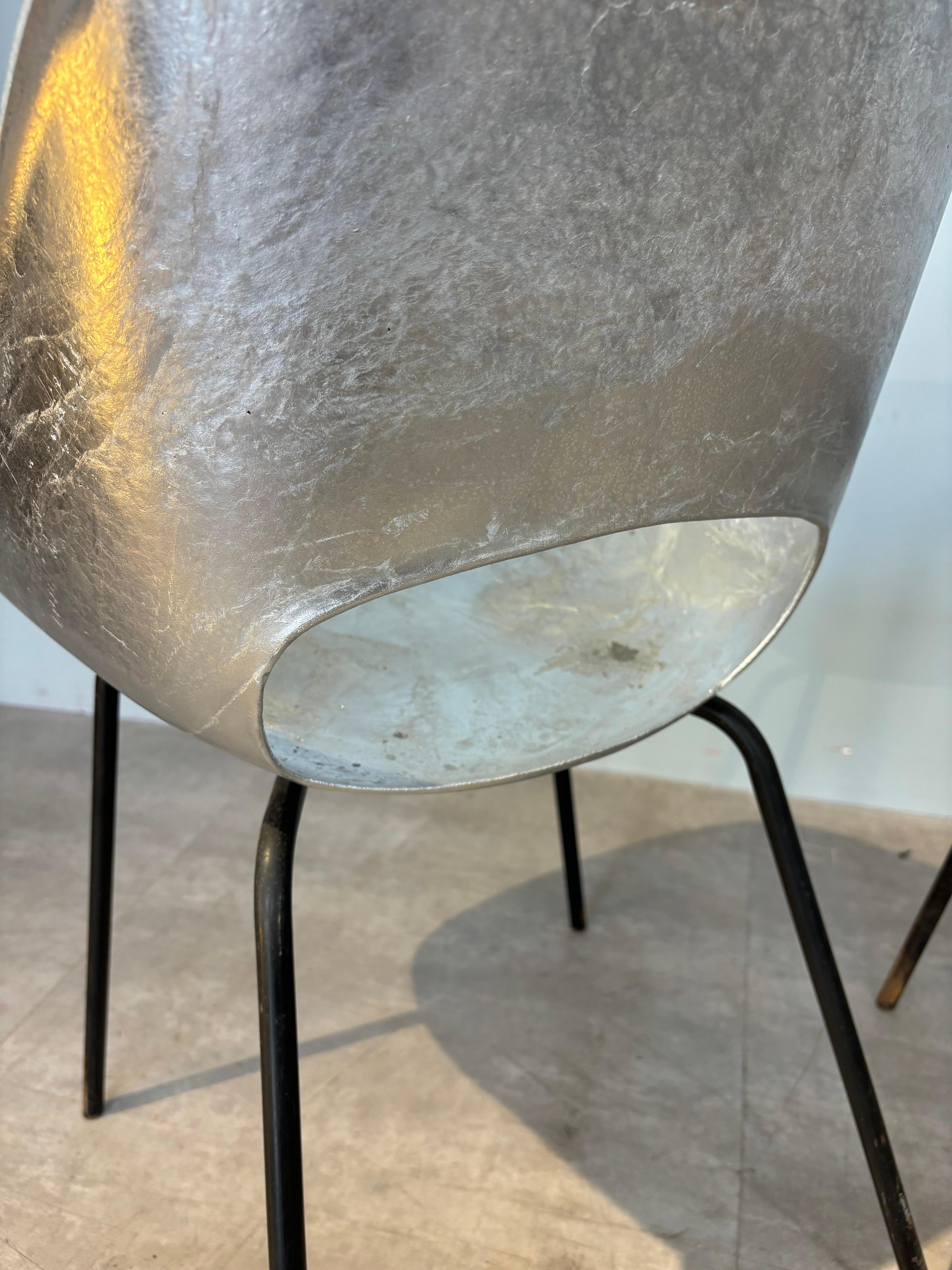 Sillas tulipán de aluminio de Pierre Guariche steiner édition en venta 11