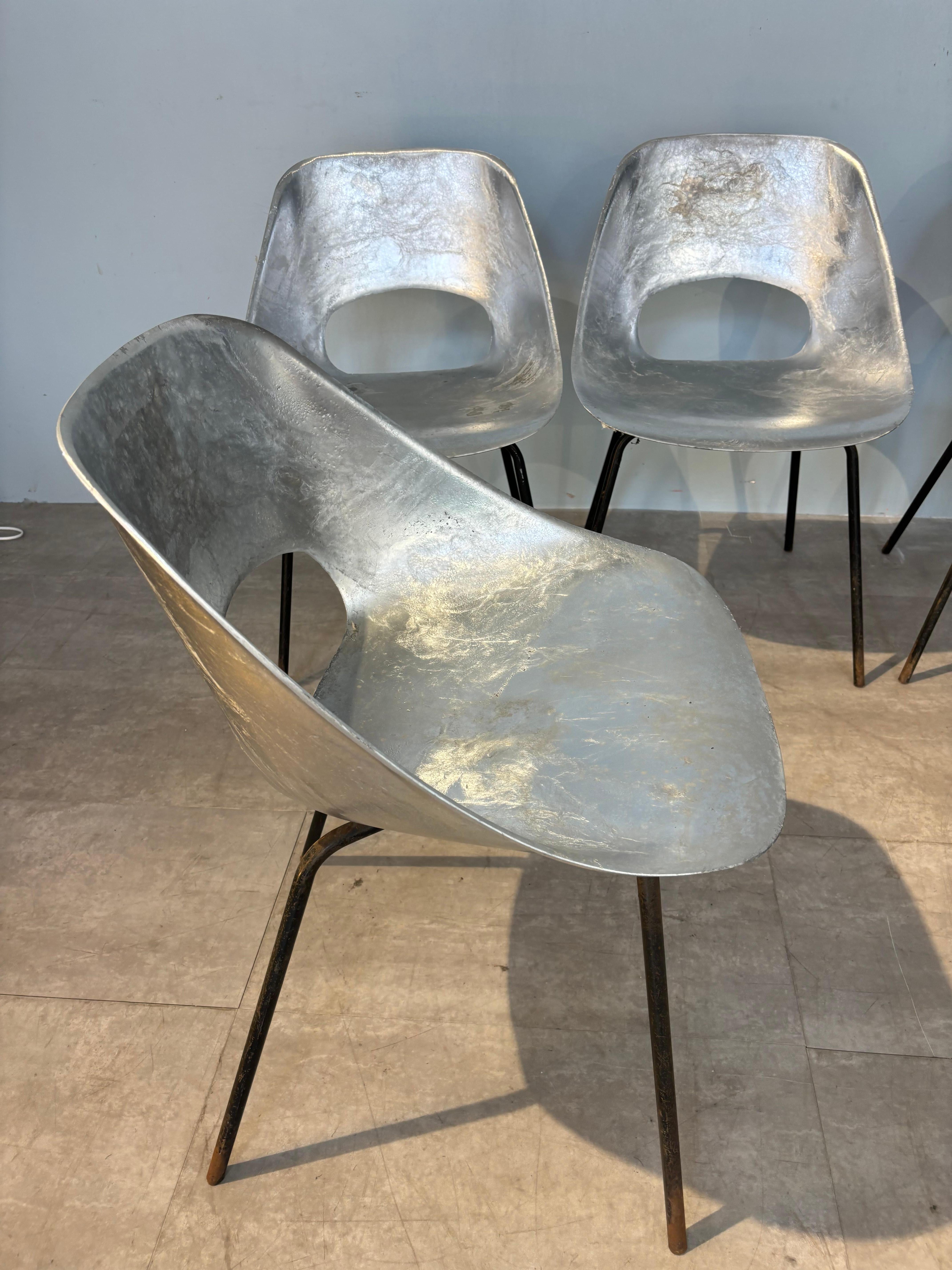 Sillas tulipán de aluminio de Pierre Guariche steiner édition mediados del siglo XX en venta