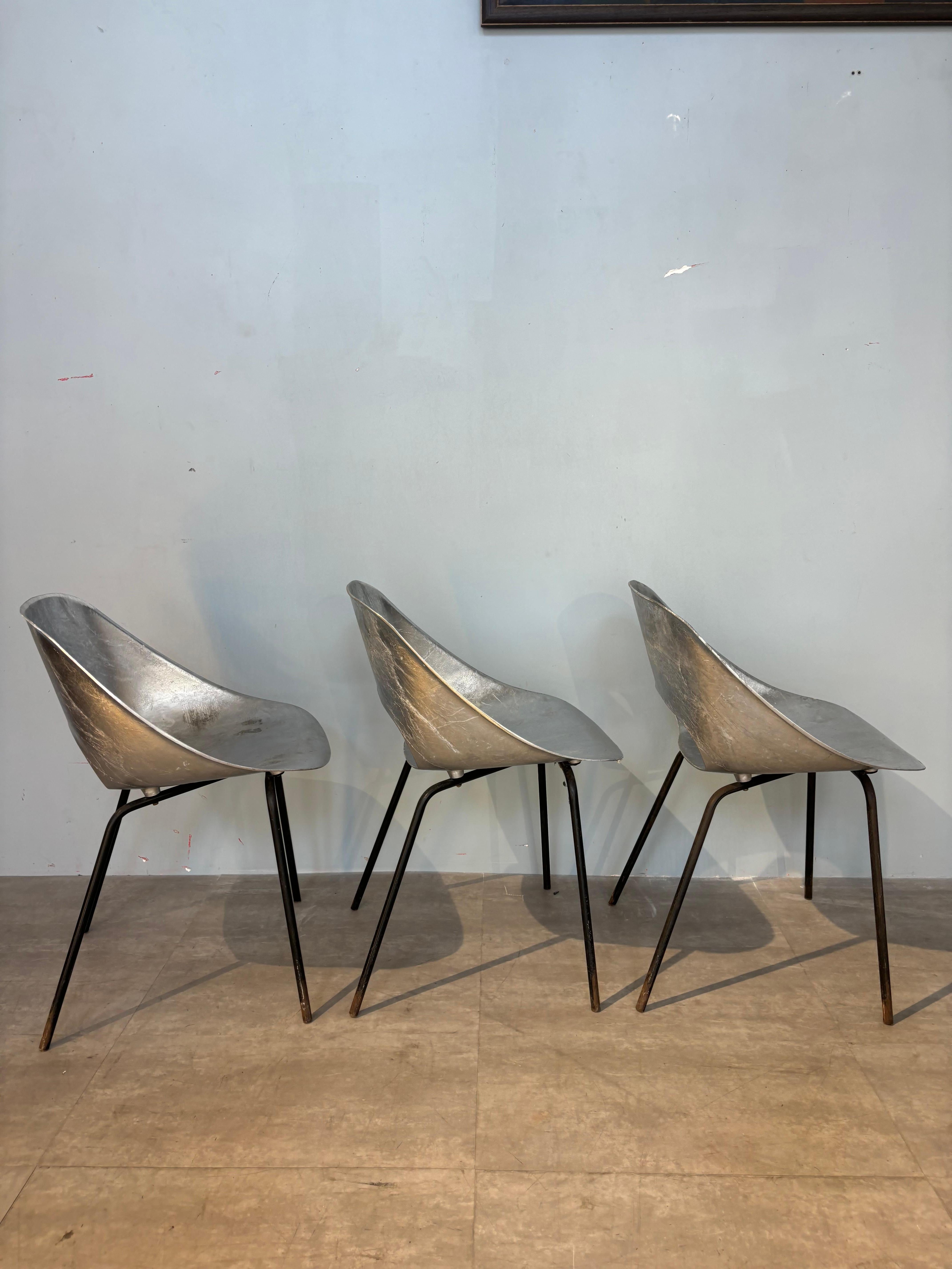 Sillas tulipán de aluminio de Pierre Guariche steiner édition en venta 2