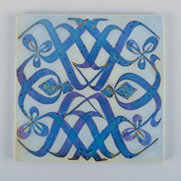 Aluminia and Royal Copenhagen, Tenera faience. Eight tiles.
Approx. 1960s/70s
First factory quality.
Marked.
Dimensions:
The smaller ones: L 15.0 x D 7.7 cm.
Square tile: 15.4 cm.