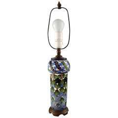 Lampada da tavolo in maiolica di alluminio, dipinta a mano con motivi floreali