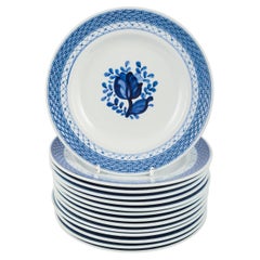 Aluminia, Tranquebar. 14 plaques en faïence à décor bleu.