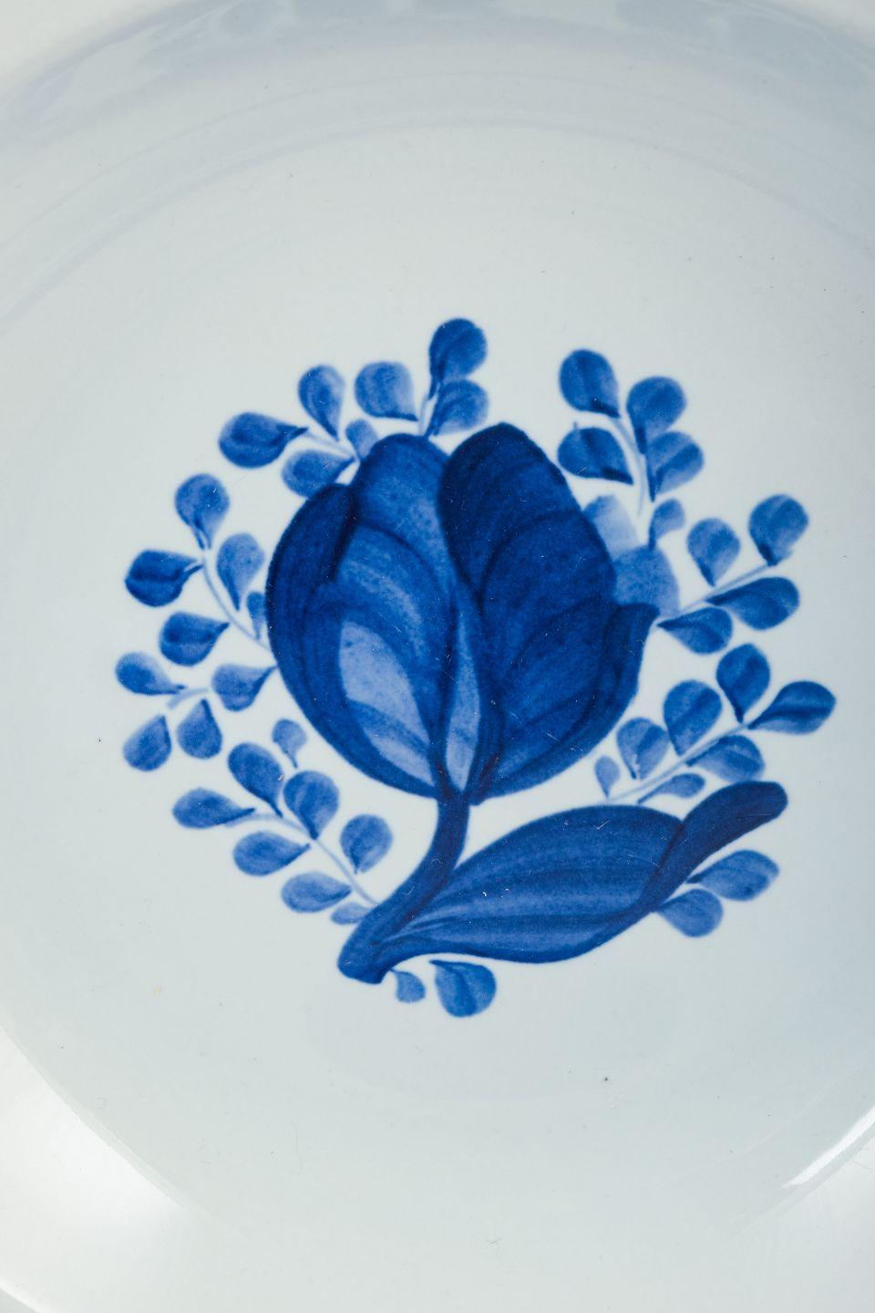 Danois Aluminia, Tranquebar. Six assiettes creuses en faïence à décor bleu. en vente