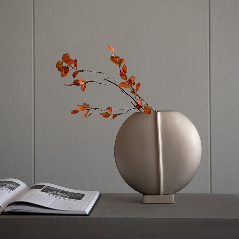 Modern Aluminium Abstract Disk Vase For Sale