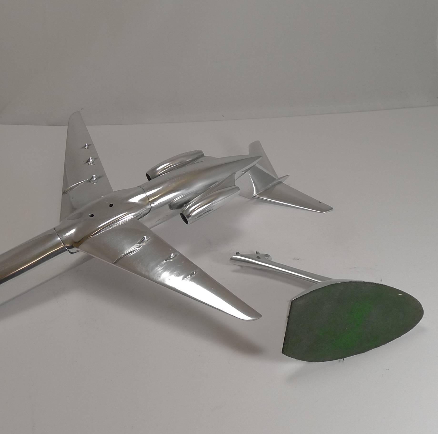 Modèle d'avion en aluminium McDonnel Douglas DC-9 Excellent état à Bath, GB