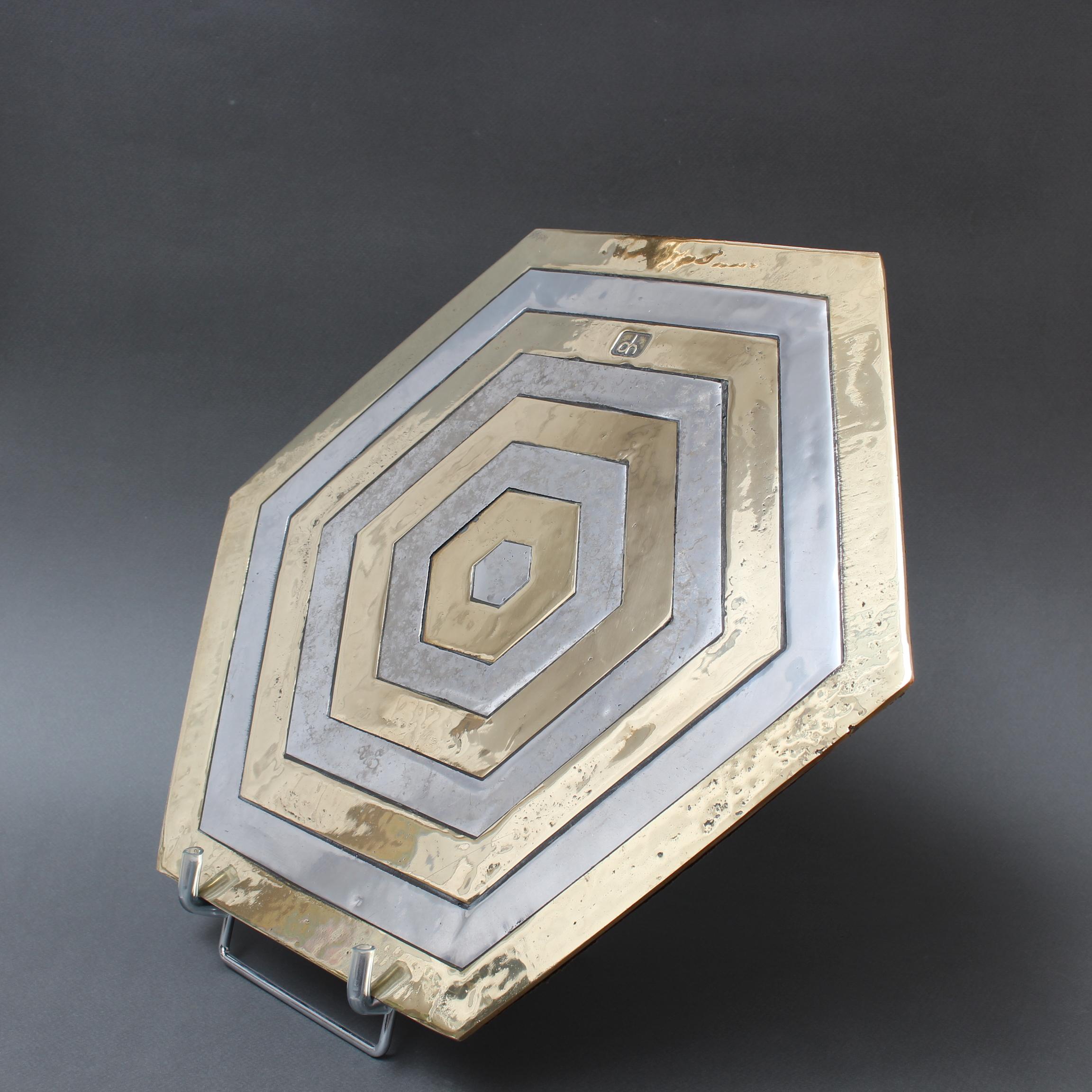 Aluminium and Brass Hexagonal Decorative Tray by David Marshall 'circa 1980s' In Good Condition In London, GB