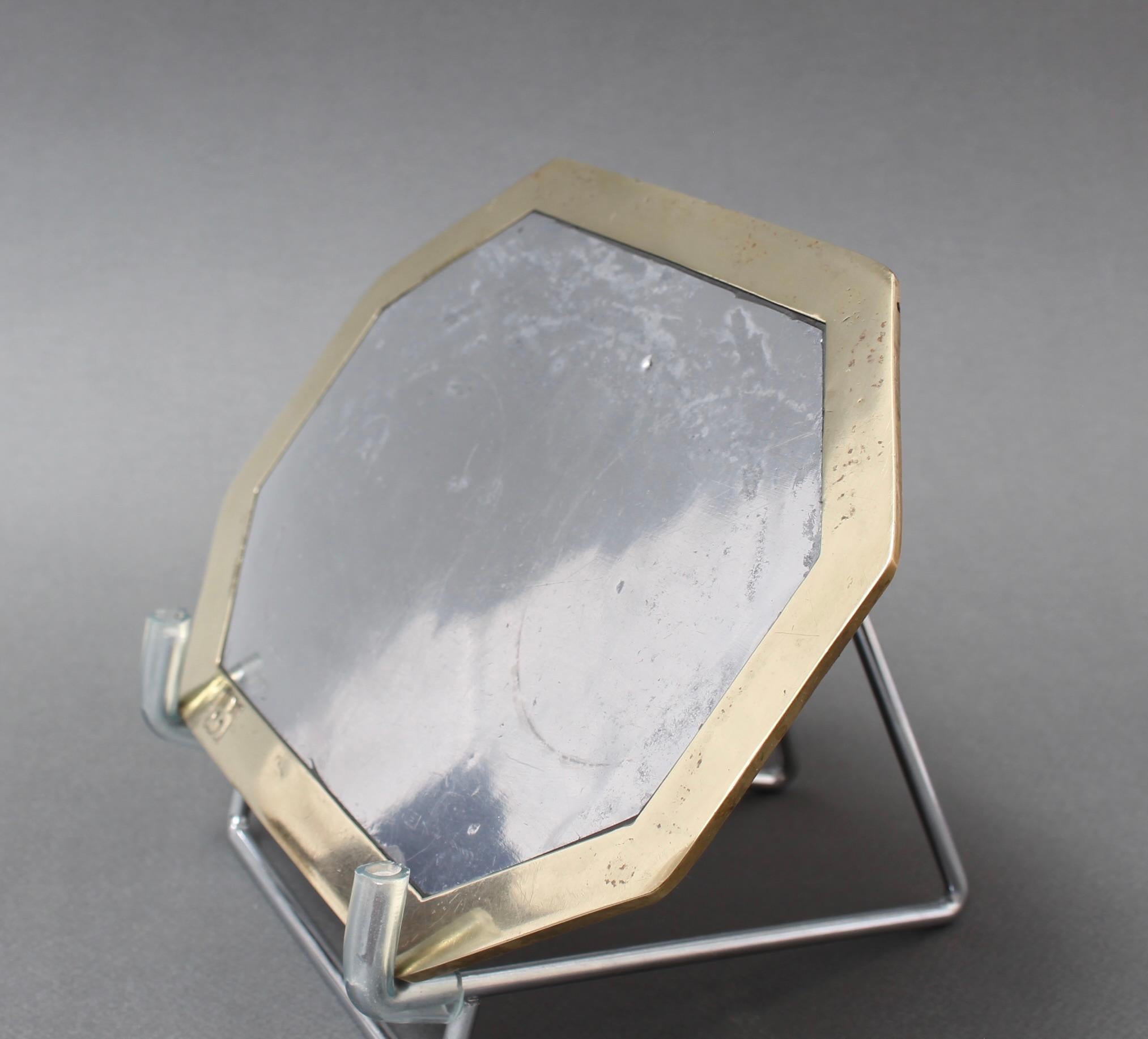 Bandeja octogonal de aluminio y latón de David Marshall (años 80) - Pequeña en venta 1