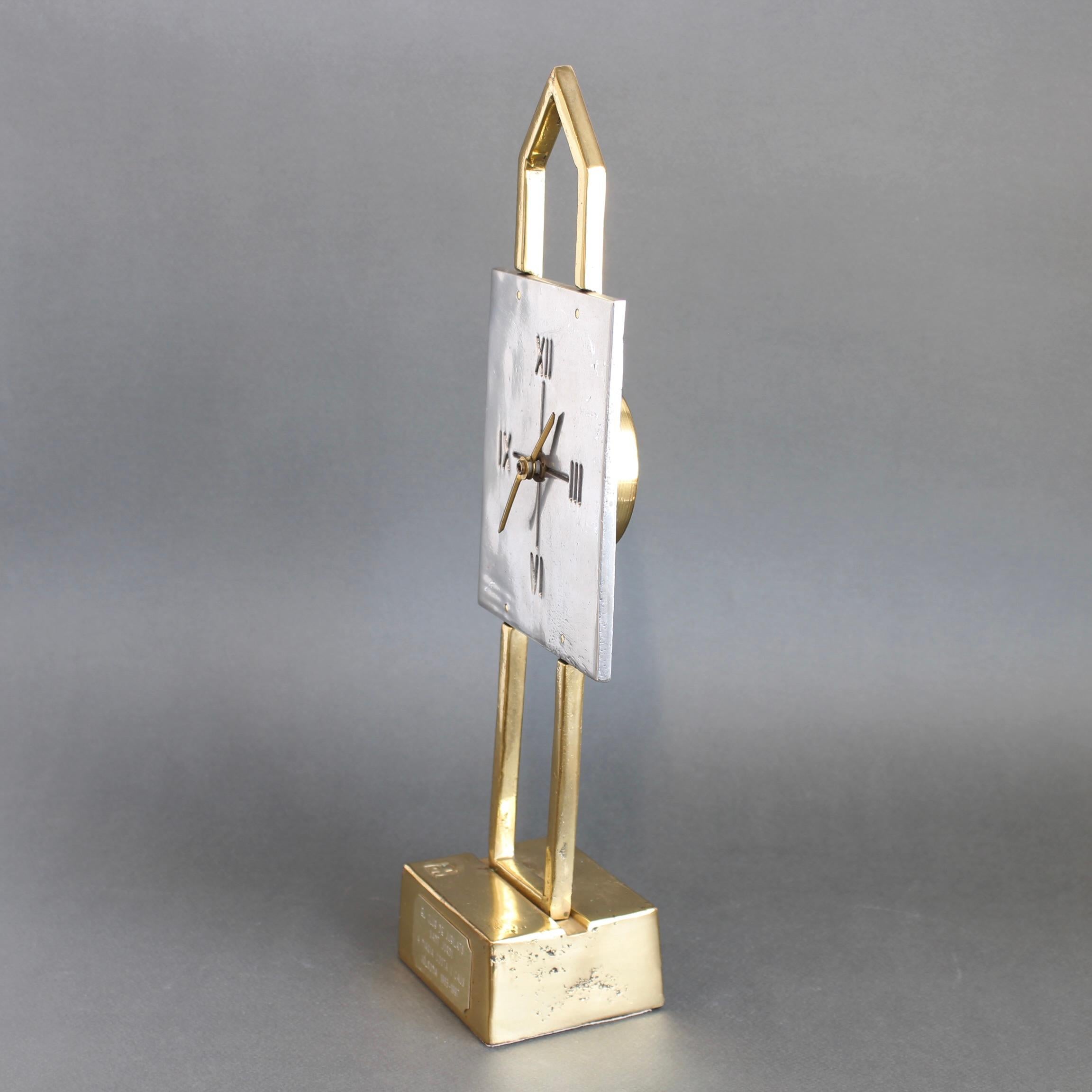 Aluminium and Brass Table Clock by David Marshall (circa 1990s) In Good Condition For Sale In London, GB