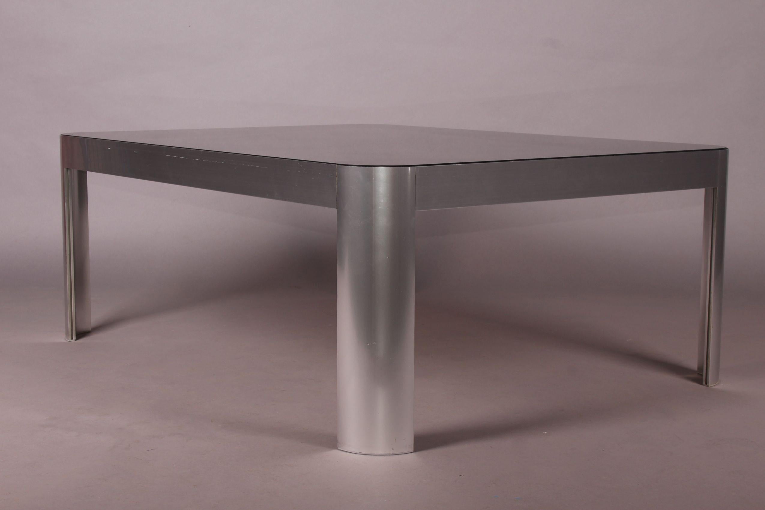 Aluminium and Glass Coffee Table In Good Condition In grand Lancy, CH