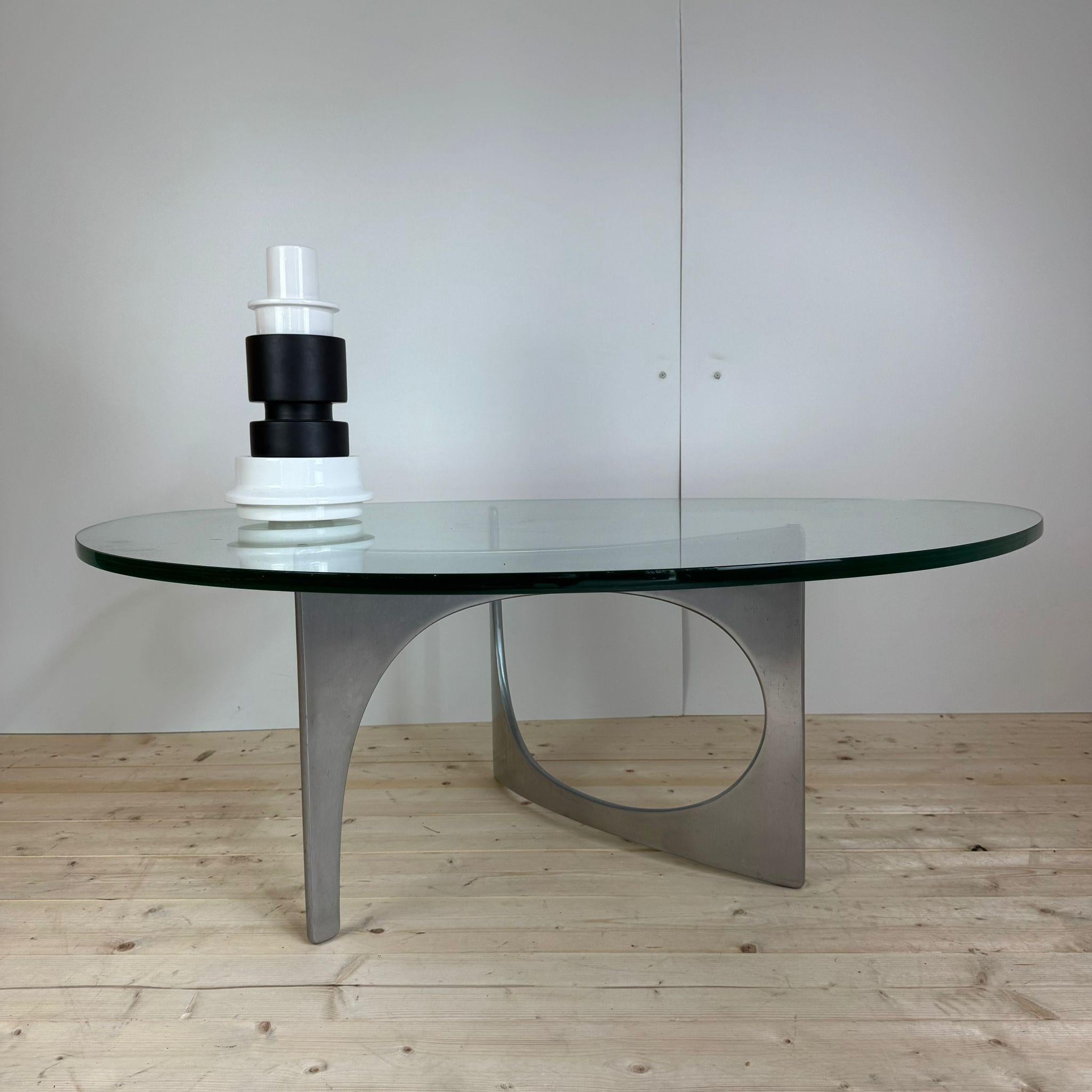 Table basse en aluminium et verre, Knut Hesterberg, 1970 Bon état - En vente à Torino, IT