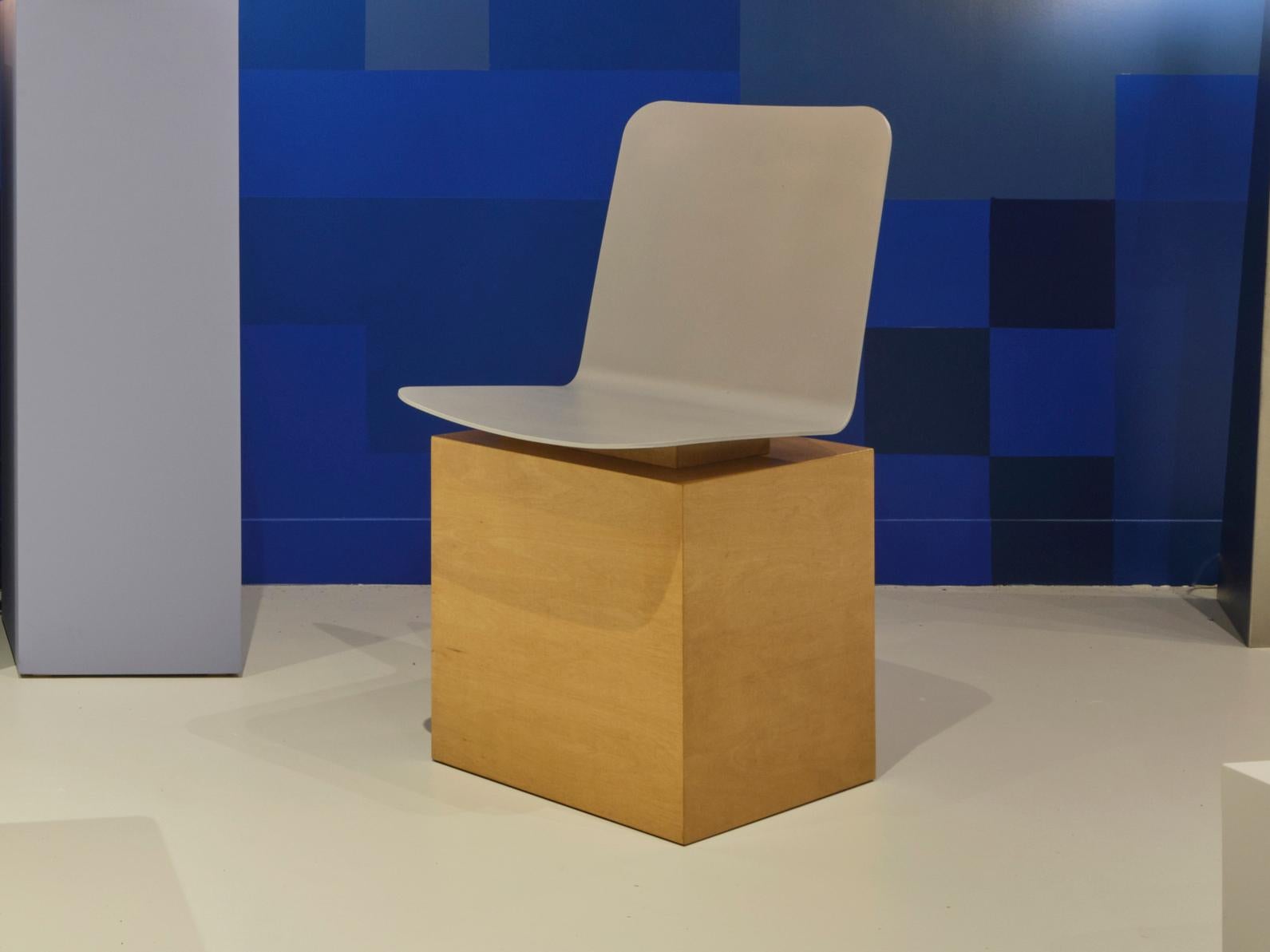 Stuhl aus Aluminium und Holz_Zeitgenössisches Collectional Design PEANA von Max Enrich im Angebot 4