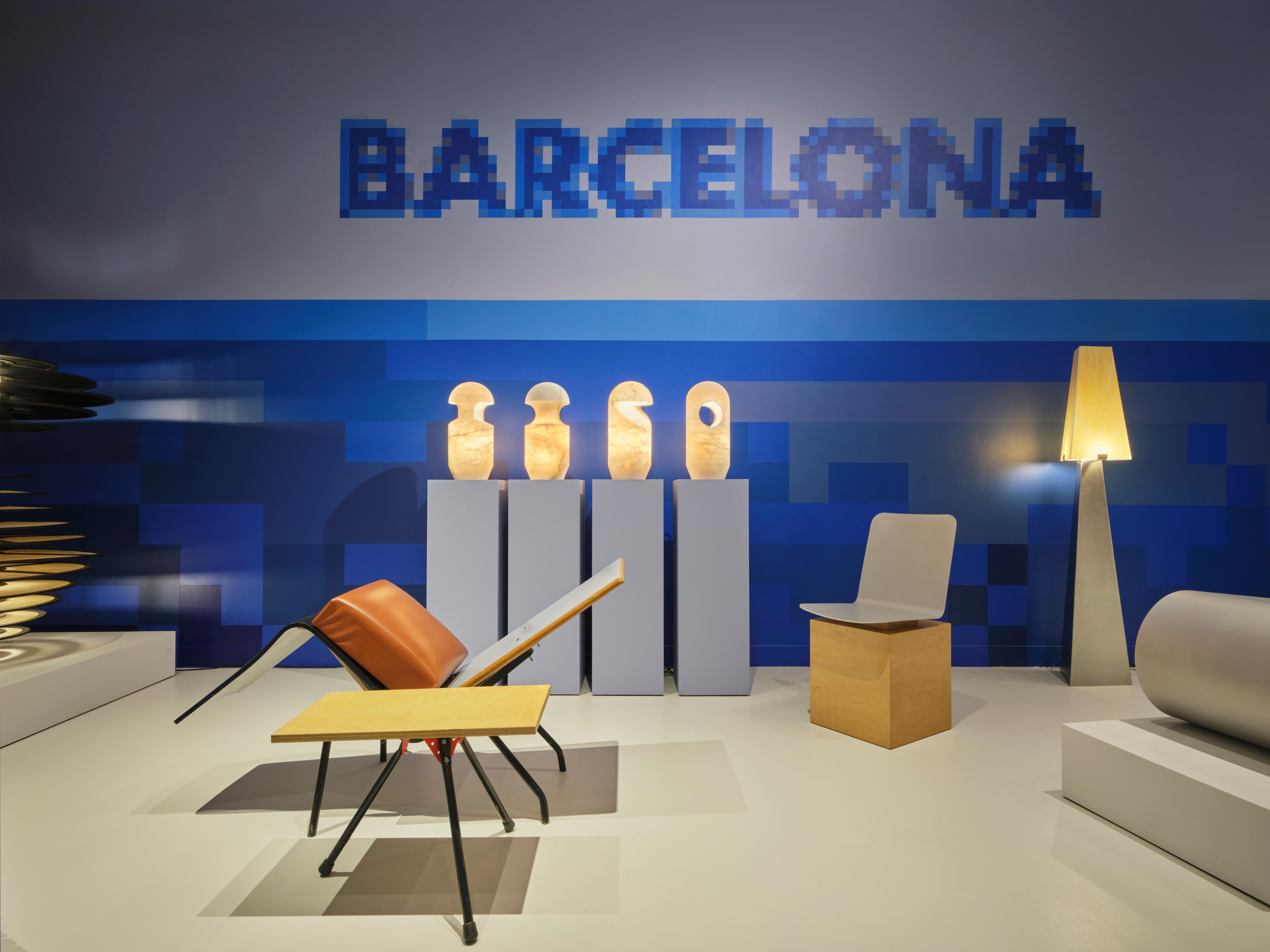 Stuhl aus Aluminium und Holz_Zeitgenössisches Collectional Design PEANA von Max Enrich im Angebot 3