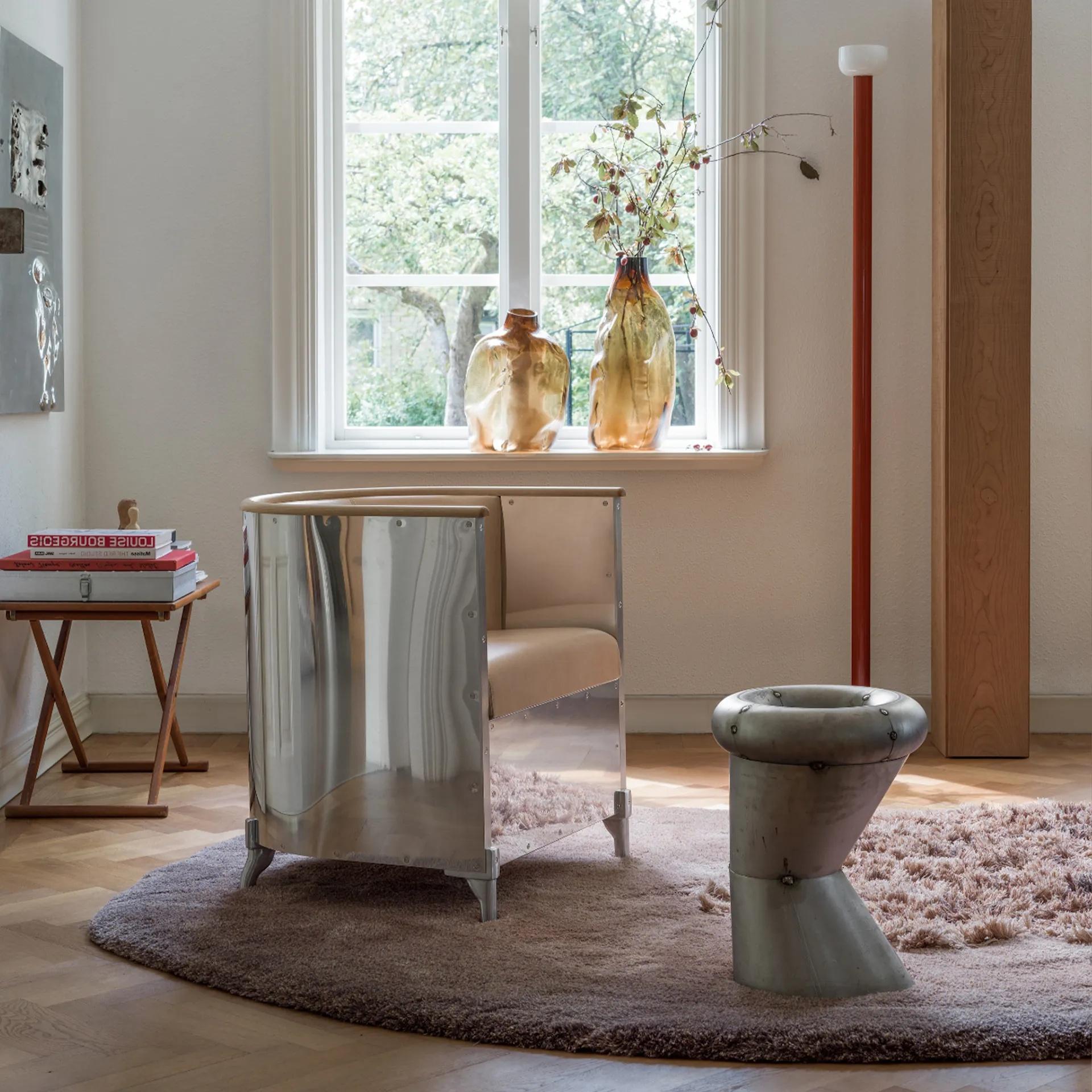 Poltrona in alluminio spazzolato opaco o lucidato con opzioni in pelle in vendita 3