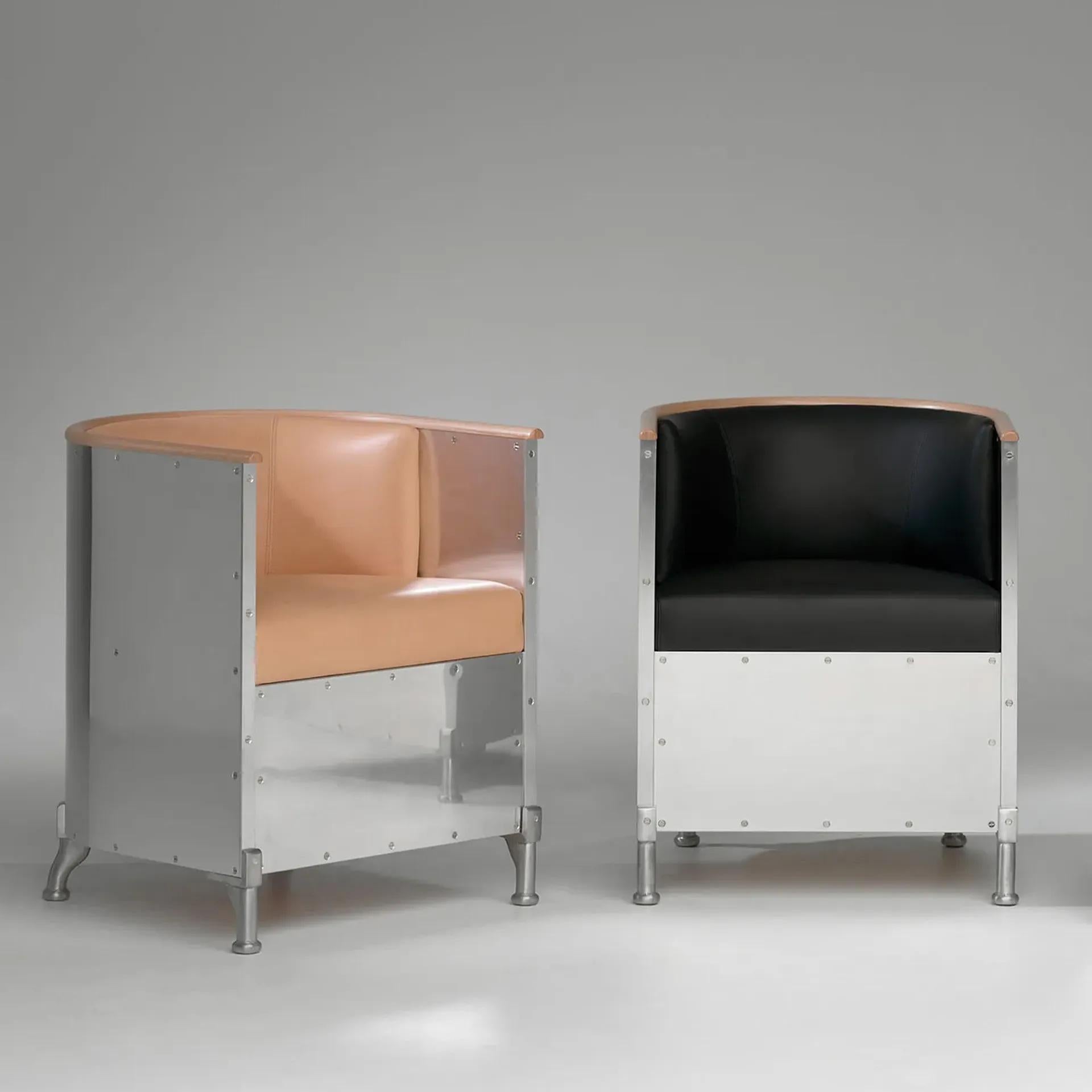 Poltrona in alluminio spazzolato opaco o lucidato con opzioni in pelle in vendita 1