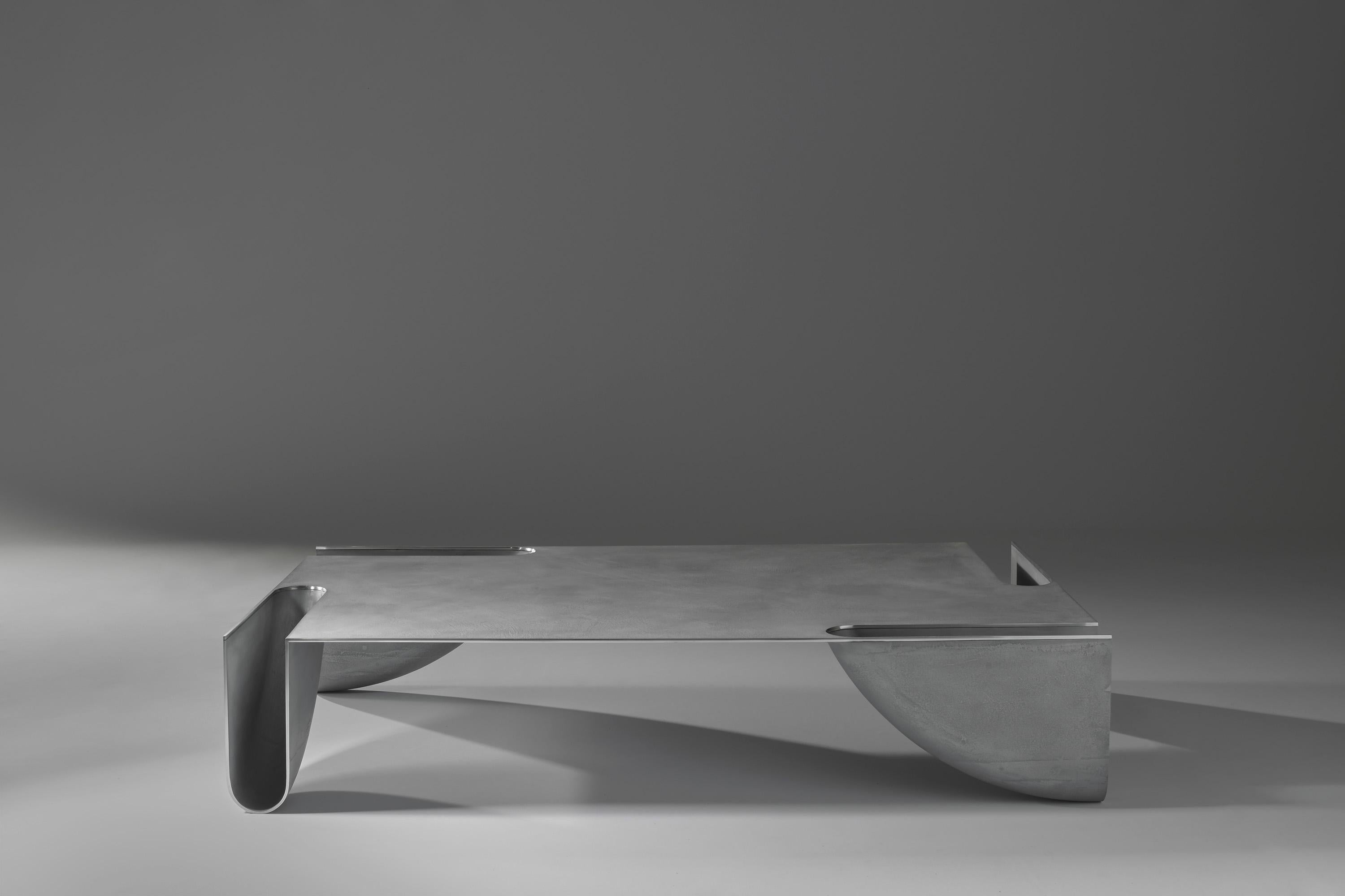 Table basse bb architecturale en fonte d'aluminium gris en vente 1