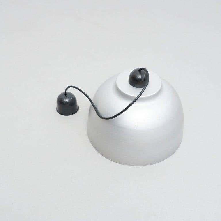 Lampada da soffitto in alluminio, 1960 circa in vendita 3