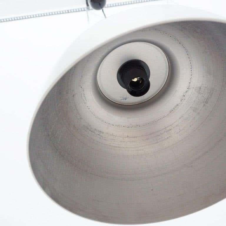 Lampada da soffitto in alluminio, 1960 circa in vendita 2