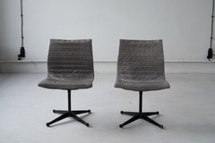 Aluminium chair by Charles and Ray Eames, set of 2 chairs