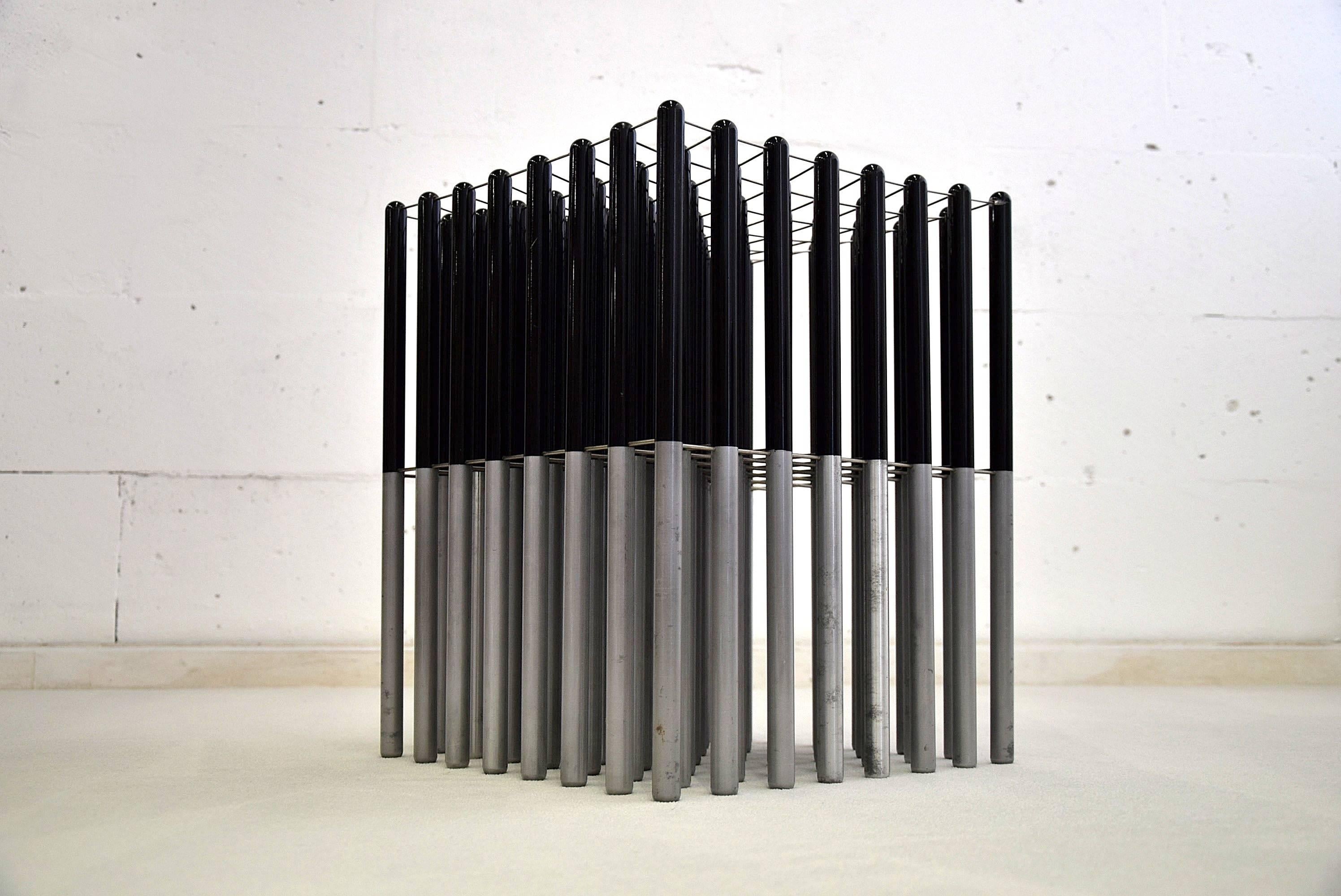 Par De Taburetes Contemporáneos De Aluminio Holandés en venta