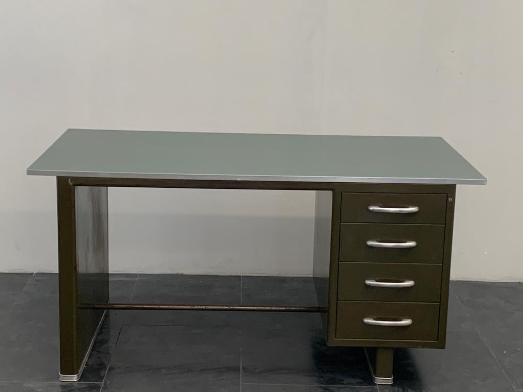 Aluminium Desk with Laminate Top from Carlotti, 1950s In Good Condition For Sale In Montelabbate, PU