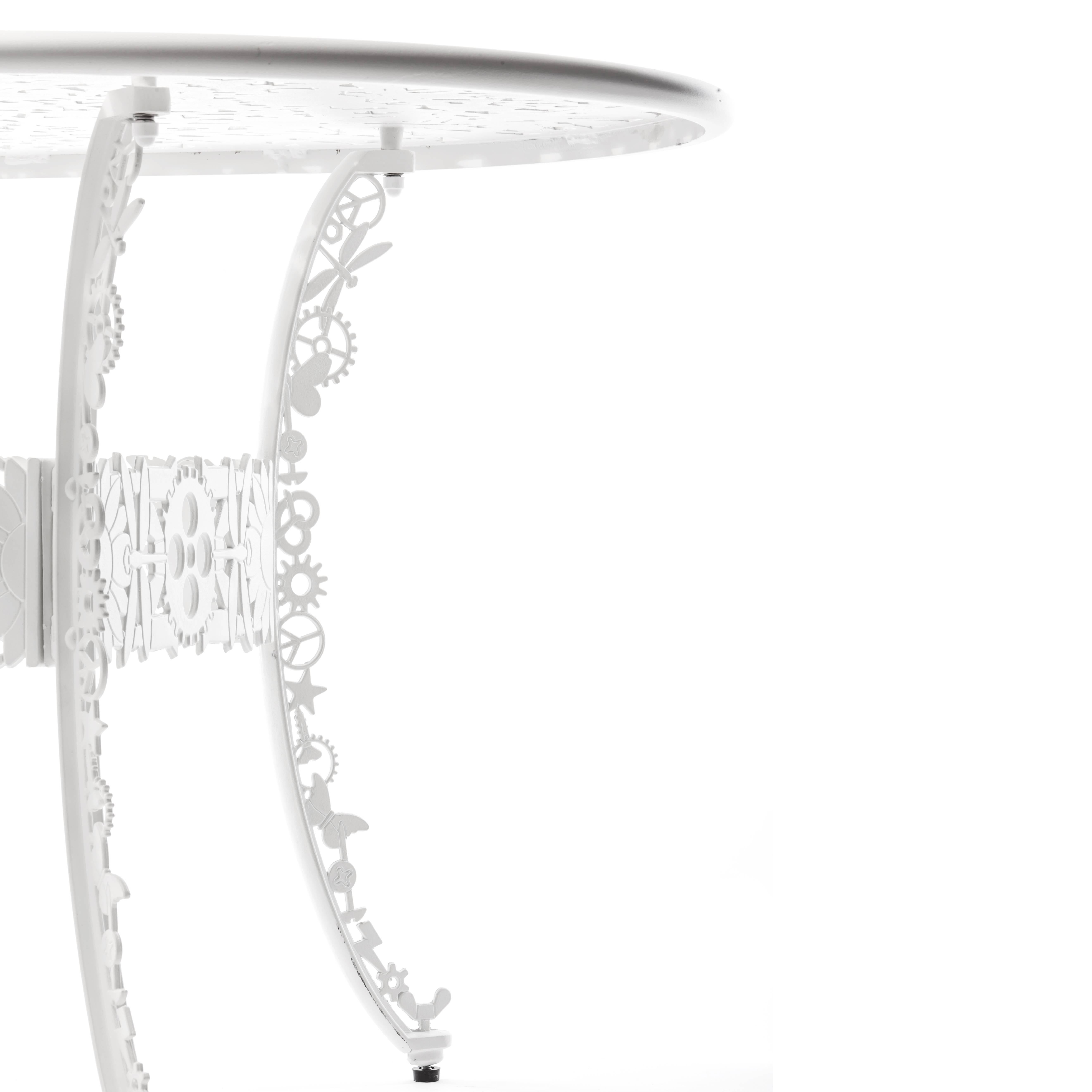 Moderne Table ovale en aluminium « Collection d'industrie » de Seletti, blanche en vente