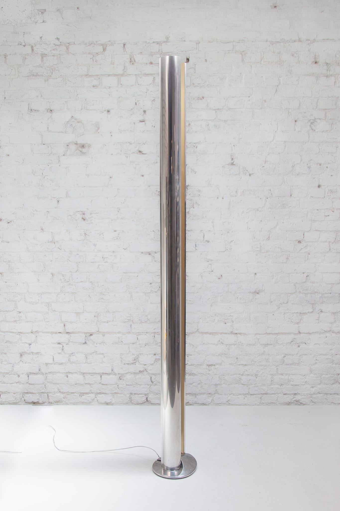 Aluminum 1980s Penombra Floor Lamp by Antoni Flores for Sargot Barcelona For Sale 1