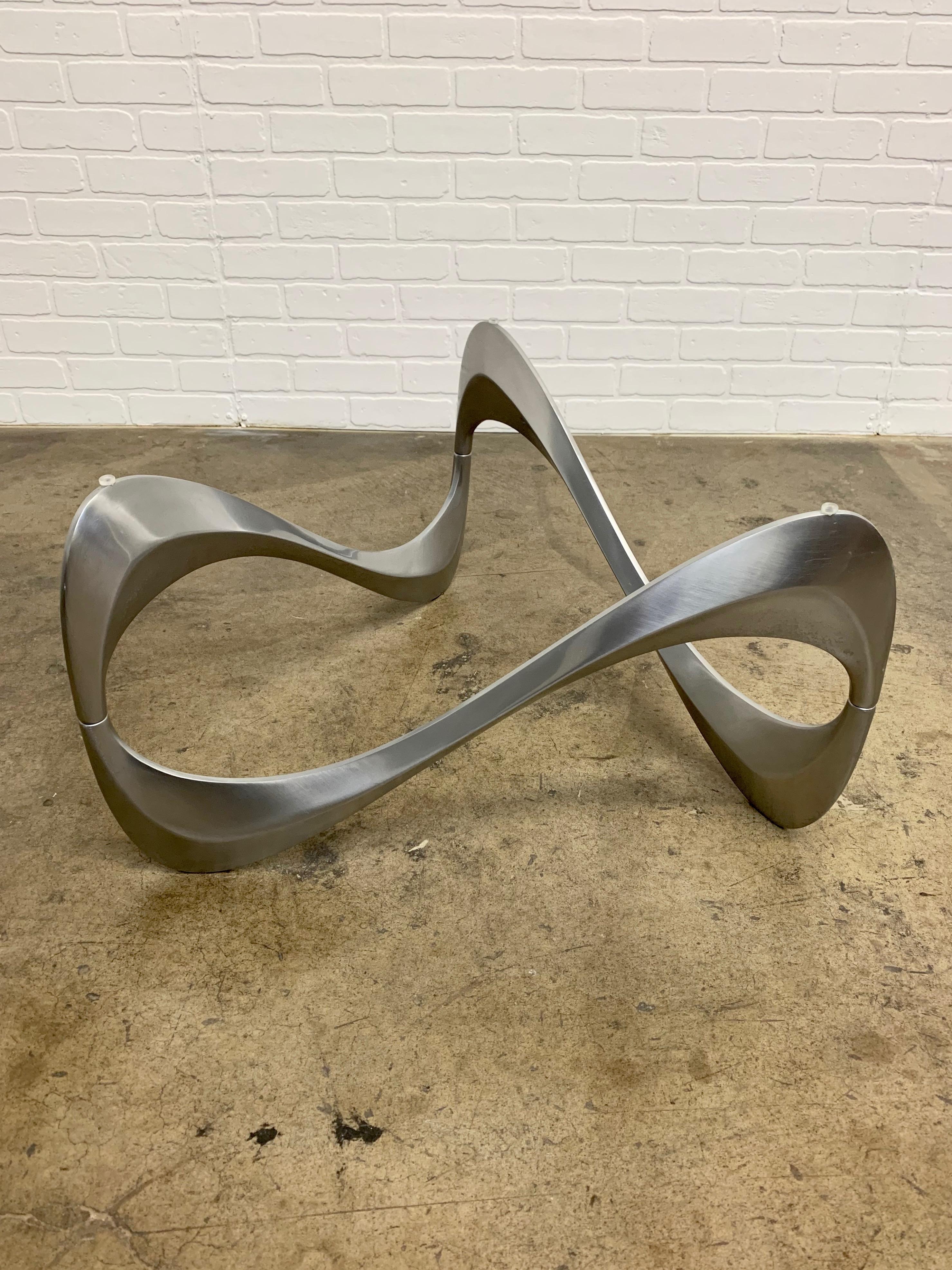 Couchtisch aus Aluminium und Glas mit Schlangenmuster von Knut Hesterberg für Ronald Schmitt 1