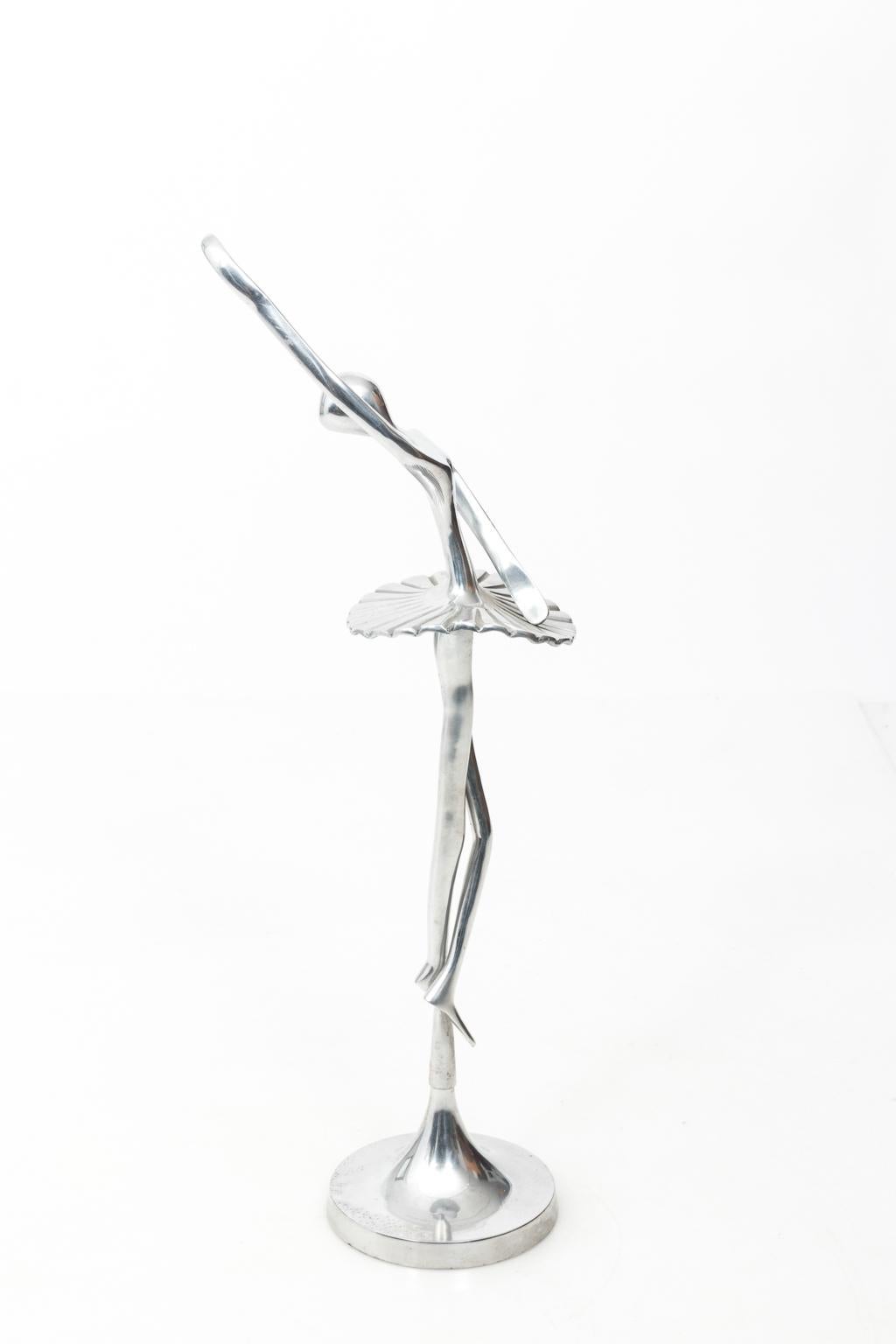 Escultura Bailarina de Aluminio en venta 3