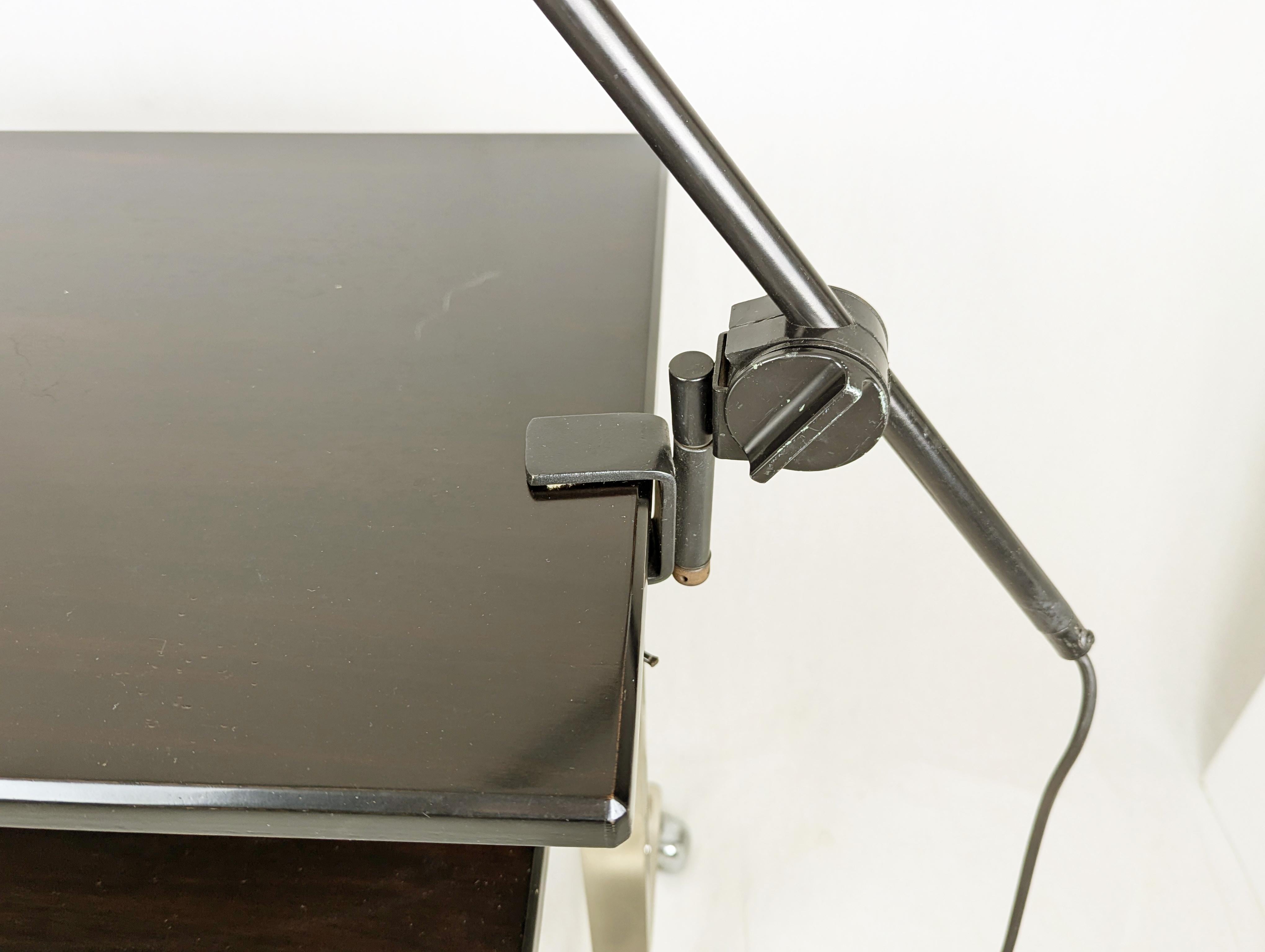 Aluminum & Black Metal Sintesi Table Lamp by Ernesto Gismondi for Artemide, 1970 For Sale 8